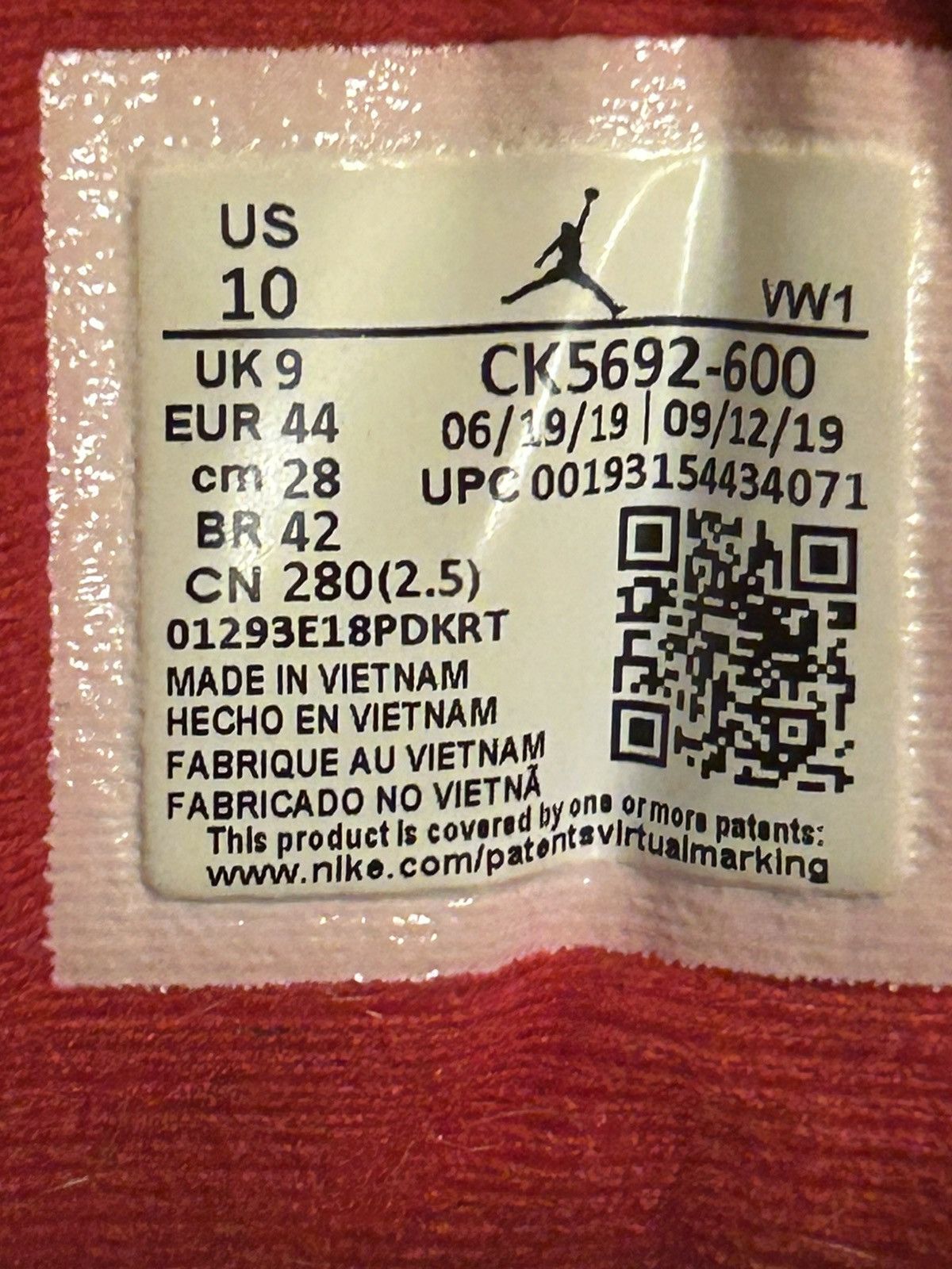 Jordan Brand Air Jordan 3 Retro SE Size US 10 / EU 43 - 9 Thumbnail