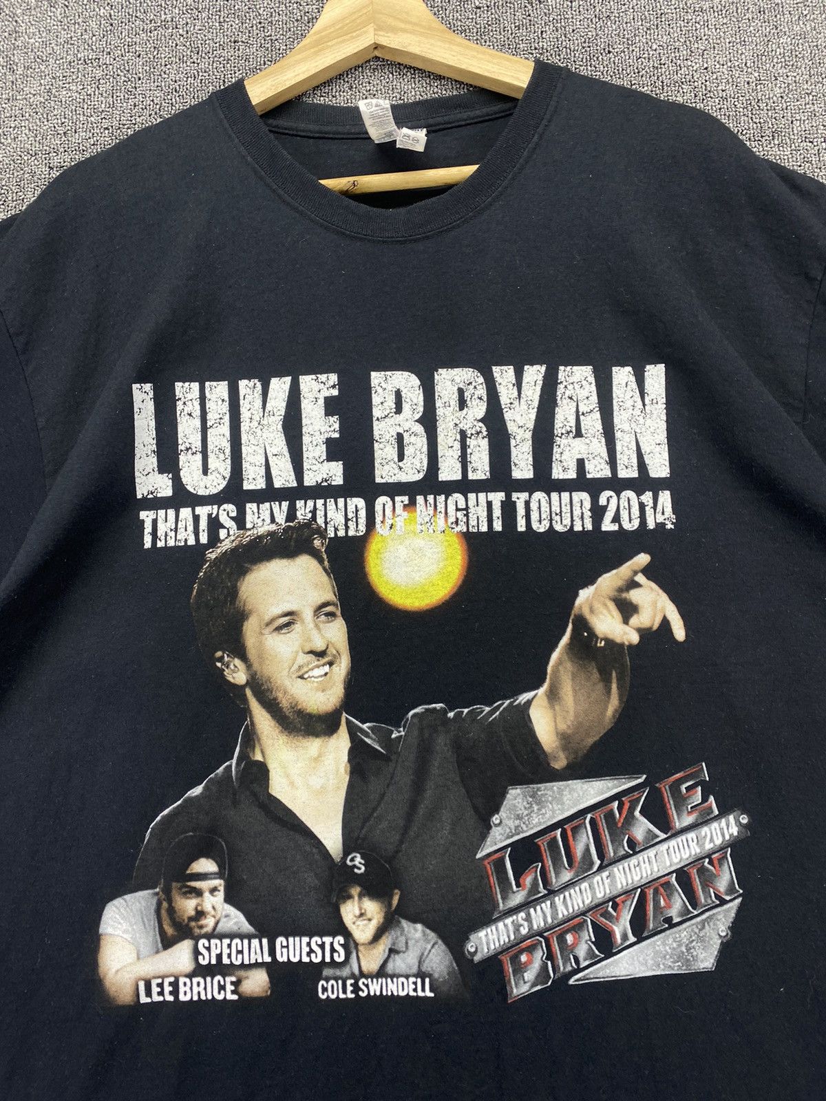 Band Tees Luke Bryan Night Tour Punk Rock Band Tees T Shirts Size US XL / EU 56 / 4 - 5 Thumbnail