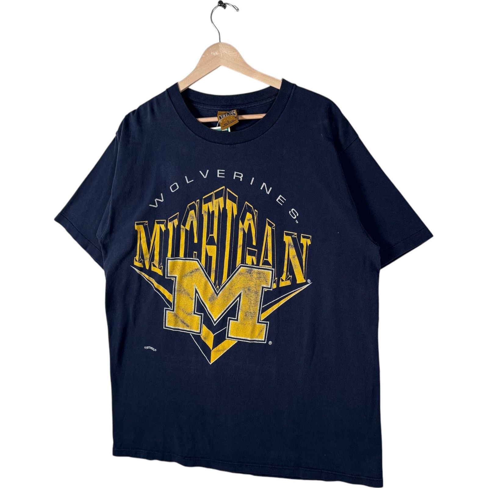 Nutmeg VTG Nutmeg University Of Michigan Wolverines Tee 90s L Size US L / EU 52-54 / 3 - 3 Thumbnail