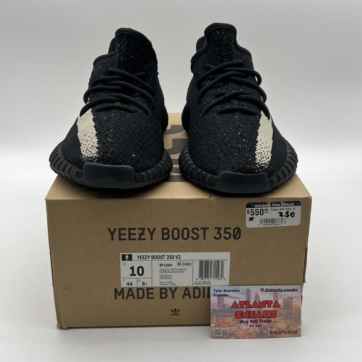 Adidas Yeezy boost 350 Oreo Size US 10 / EU 43 - 2 Thumbnail