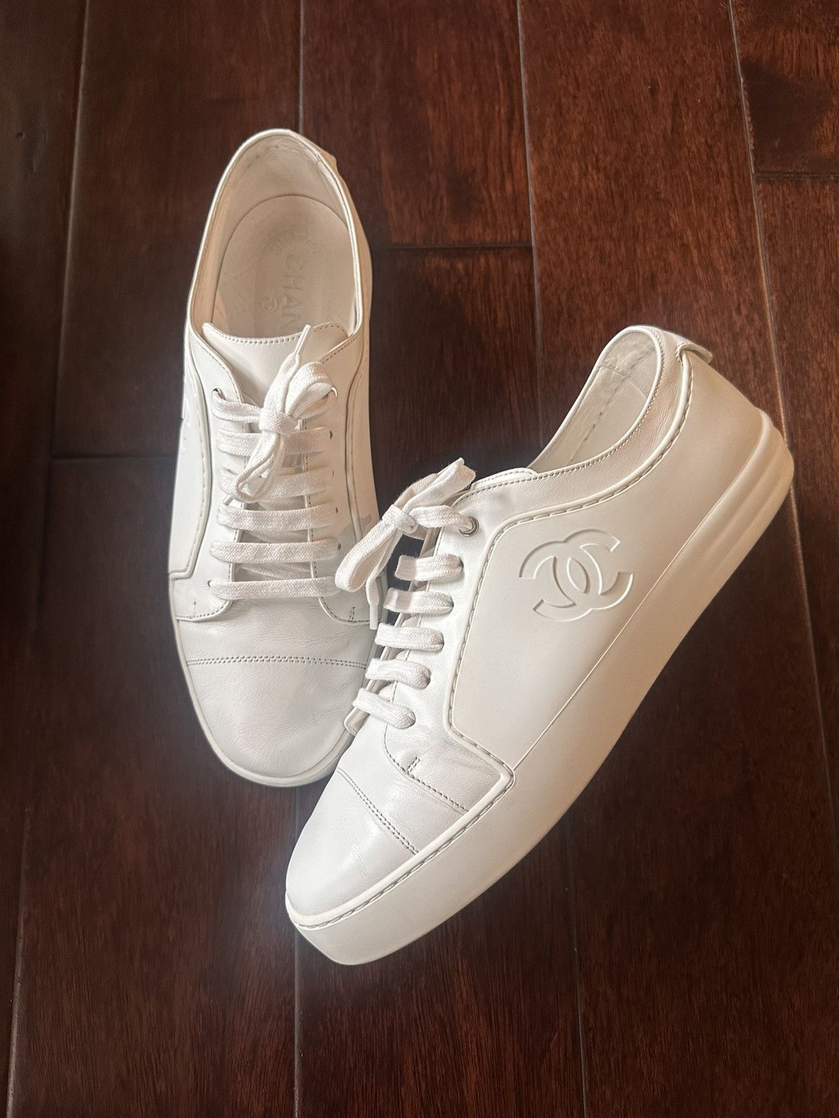 Chanel Leather Sneakers (42/9US)