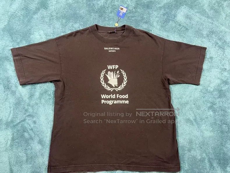 Balenciaga Balenciaga Black grain-patterned short-sleeve Size US XXS / EU 40 - 2 Thumbnail