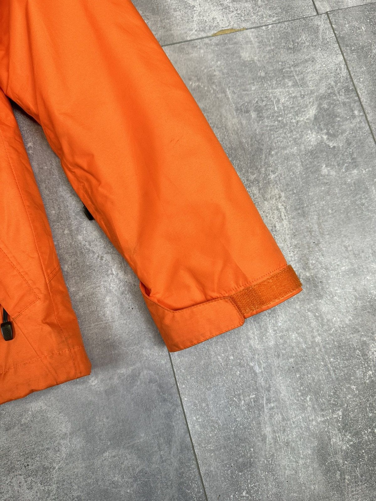 Nike Women’s orange Nike acg ski-jacket Size M / US 6-8 / IT 42-44 - 9 Thumbnail
