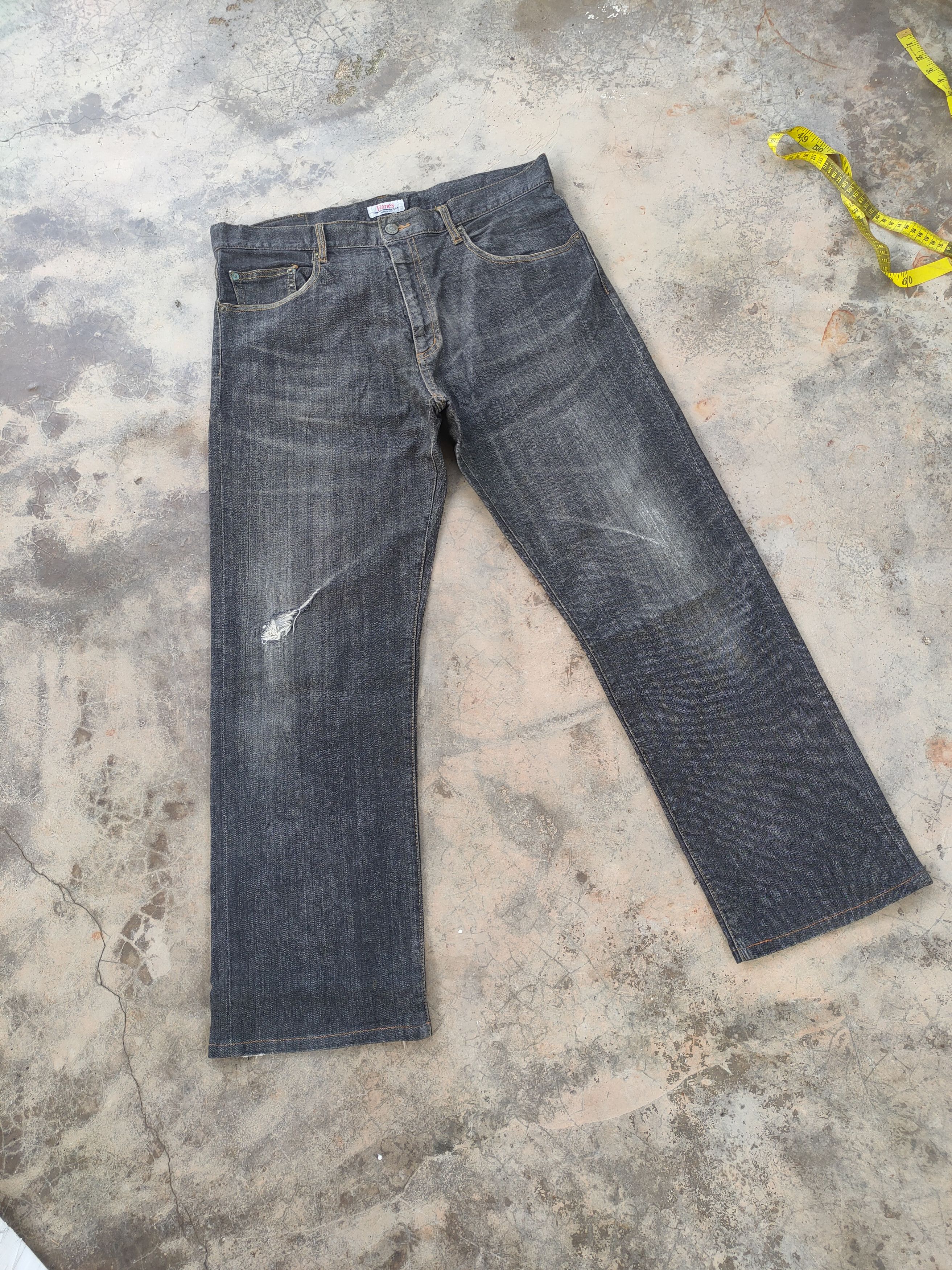 Hanes VINTAGE BLACK HANES FADED JEANS DENIM PANTS Size US 36 / EU 52 - 2 Thumbnail