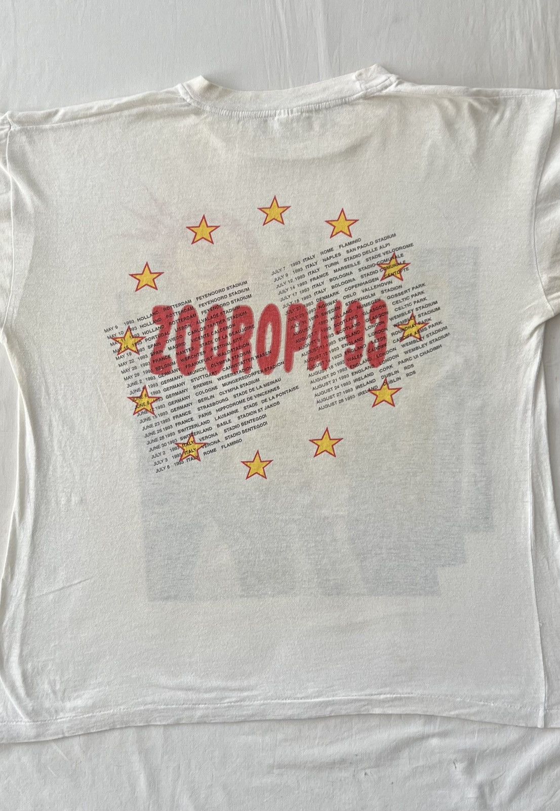 Band Tees Vintage 1993 U2 Zooropa Tour Zoo TV Outside Broadcast Tshirt Size US XL / EU 56 / 4 - 14 Thumbnail