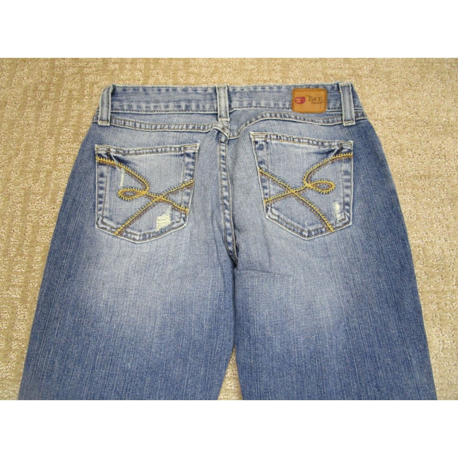 Vintage Buckle BKE Jeans Women 27 Blue Low Rise Flared Denim Y2K Buckle Star Vintage Distressed Pockets 5-Pocket Size 27" / US 4 / IT 40 - 4 Thumbnail