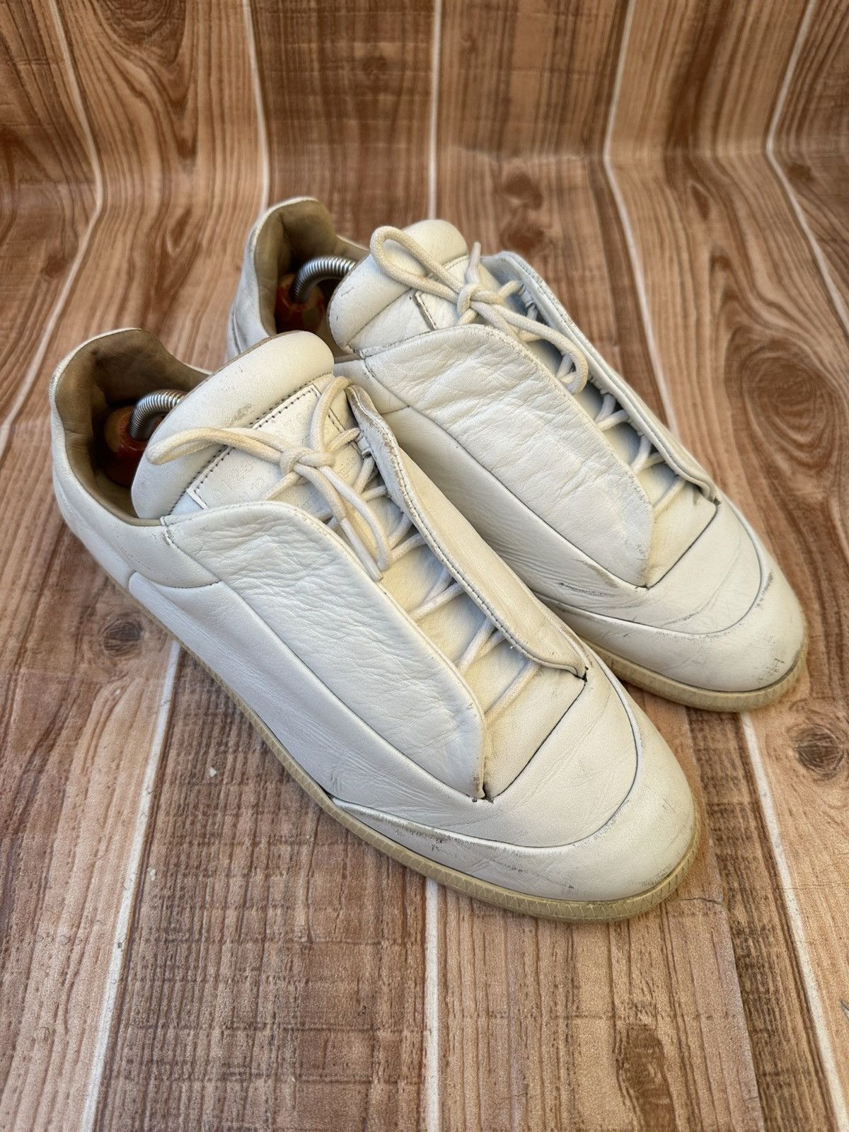 Maison Margiela Maison Margiela Futures White Leather Lowtops Size US 9 / EU 42 - 2 Thumbnail