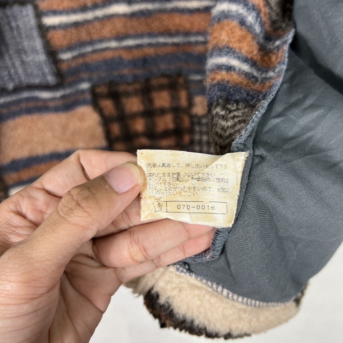 Japanese Brand 🔥 INTERROSMO PATCHWORK FLEECE JACKET NICE DESIGN Size US L / EU 52-54 / 3 - 18 Thumbnail