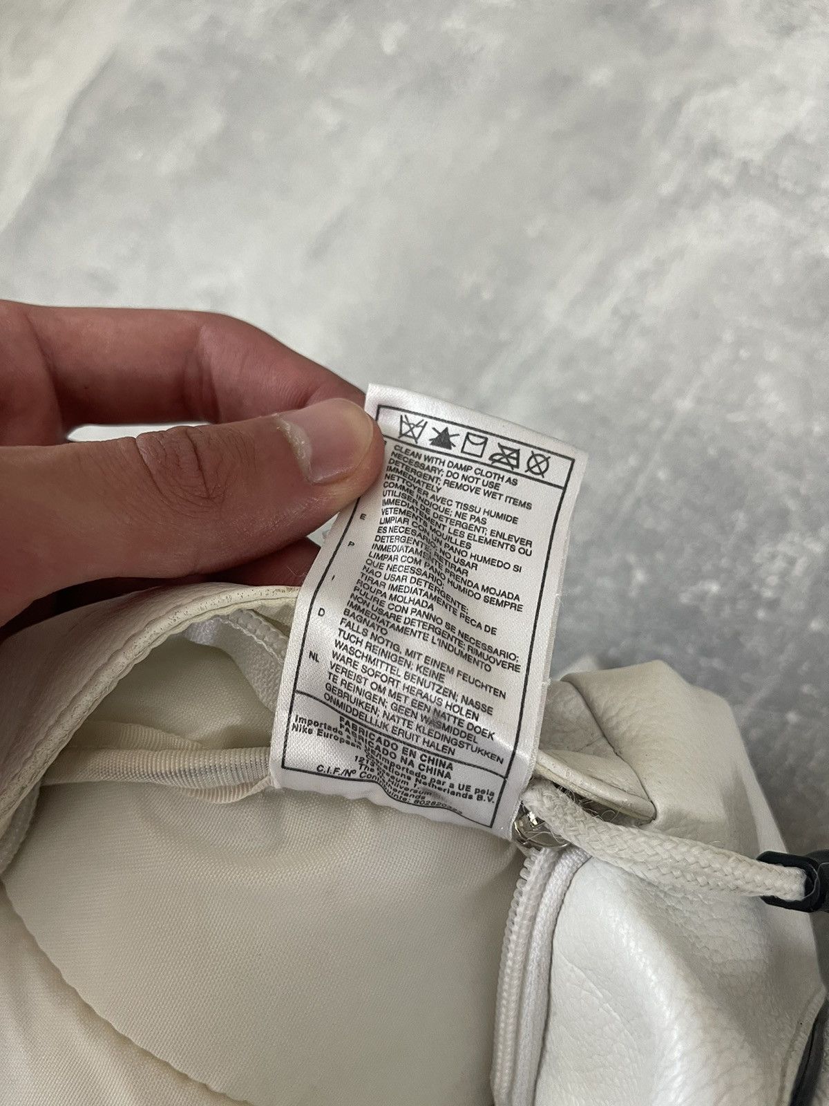 Nike Nike Leather Bag Bagpack VINTAGE ❗️❗️❗️ Size ONE SIZE - 8 Thumbnail