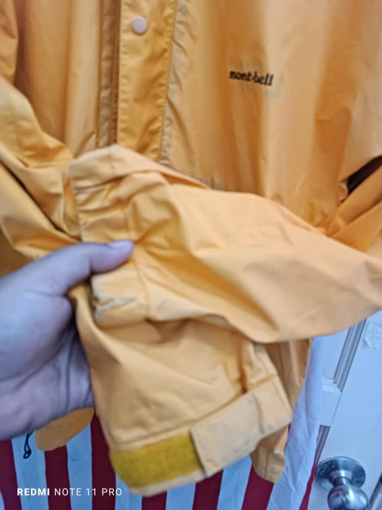 Japanese Brand × Montbell FADED YELLOWISH MONTBELL WINDBREAKER Size US L / EU 52-54 / 3 - 5 Thumbnail