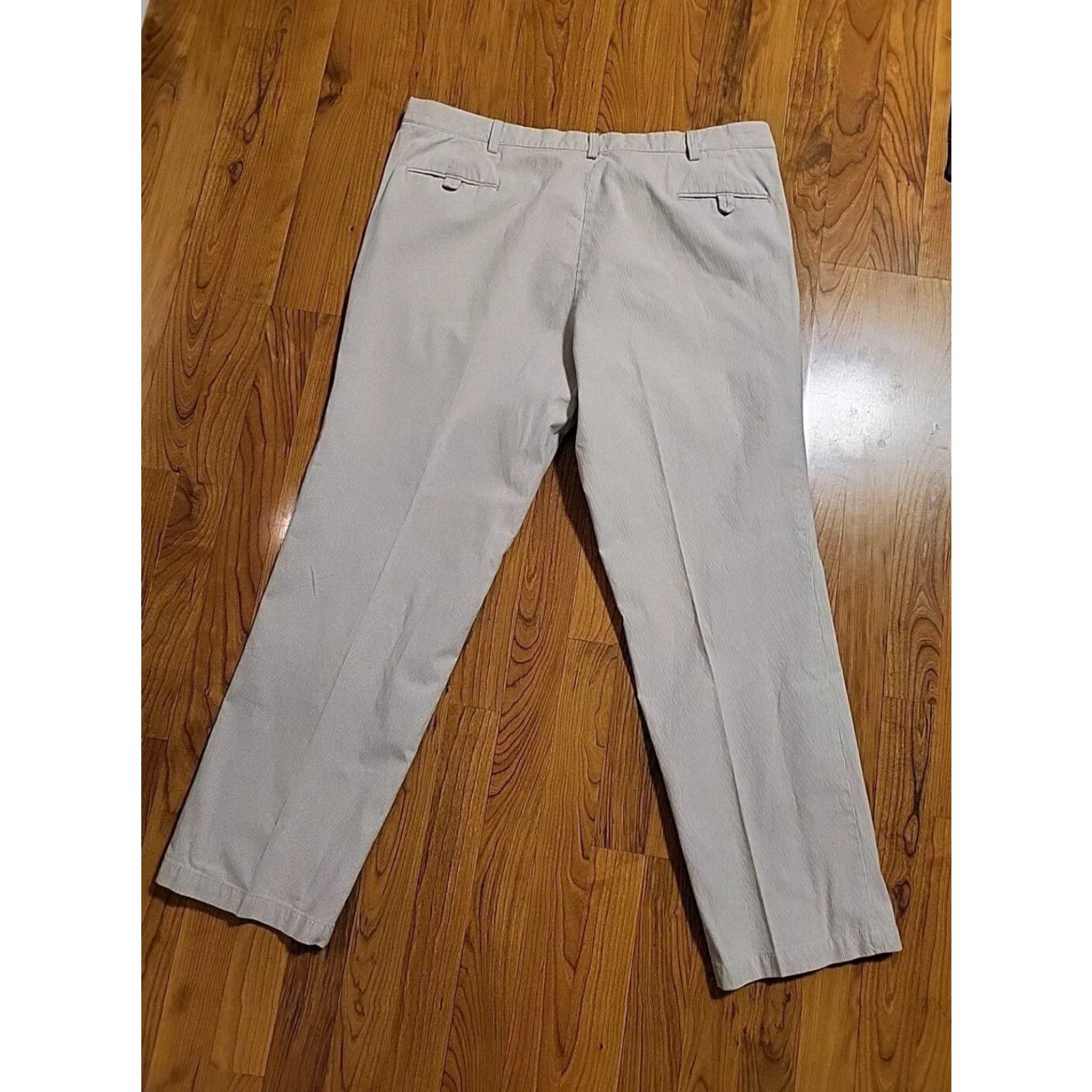 Dockers DOCKERS Pants Flat Front Classic Fit Cotton 42 X 32 Beige Men Pants 42 Inseam 32 Flat Front Chino Casual Size US 42 / EU 58 - 6 Thumbnail