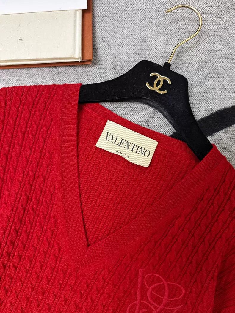 Valentino Valentino Red V-neck wool knit ruffled sleeve pullover Size XL / US 12-14 / IT 48-50 - 4 Thumbnail