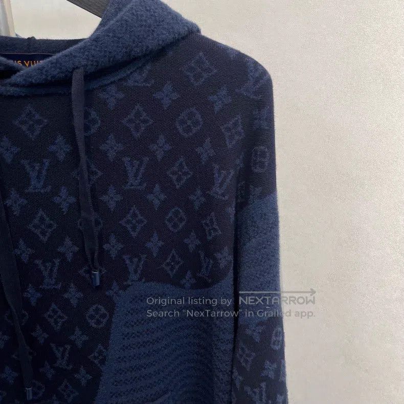 Louis Vuitton Louis Vuitton Logo printed patchwork sweatshirt Size US M / EU 48-50 / 2 - 4 Thumbnail