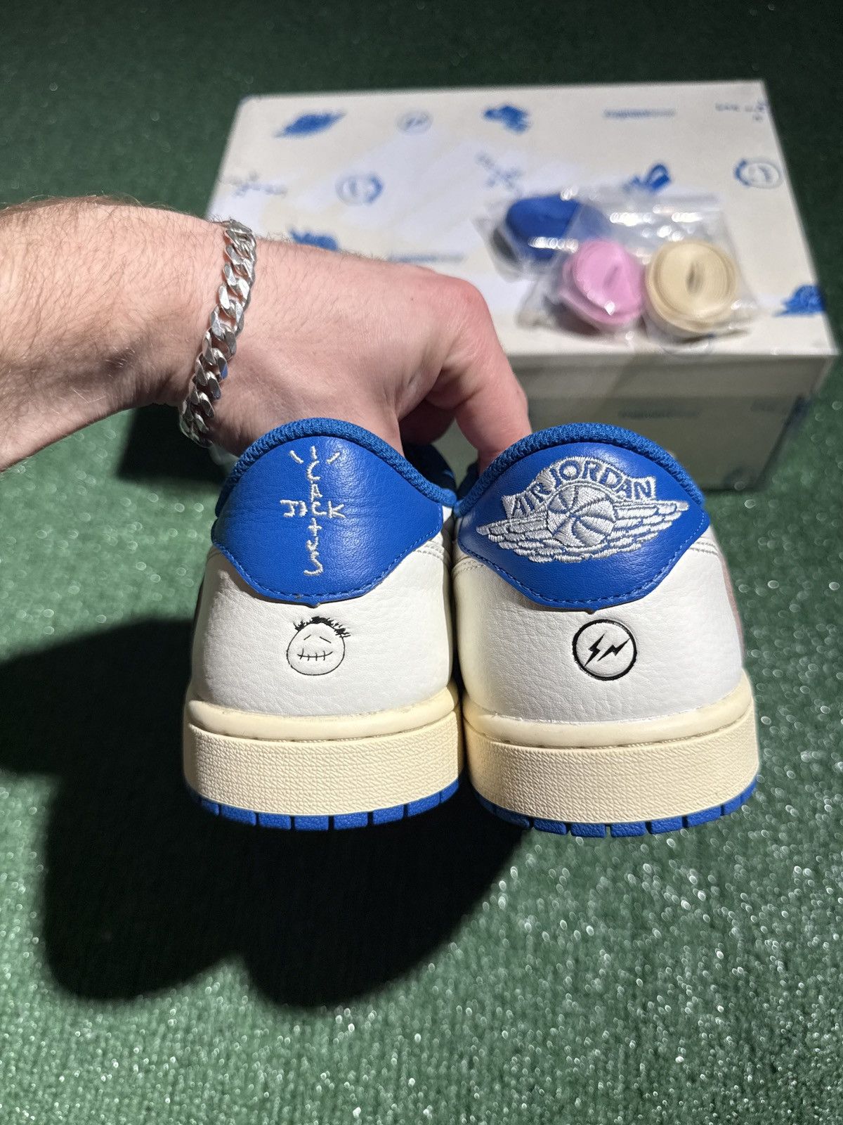 Fragment Design × Jordan Brand × Travis Scott Jordan 1 Low OG SP Fragment Travis Scott Sail Military Blue Size US 11.5 / EU 44-45 - 5 Thumbnail