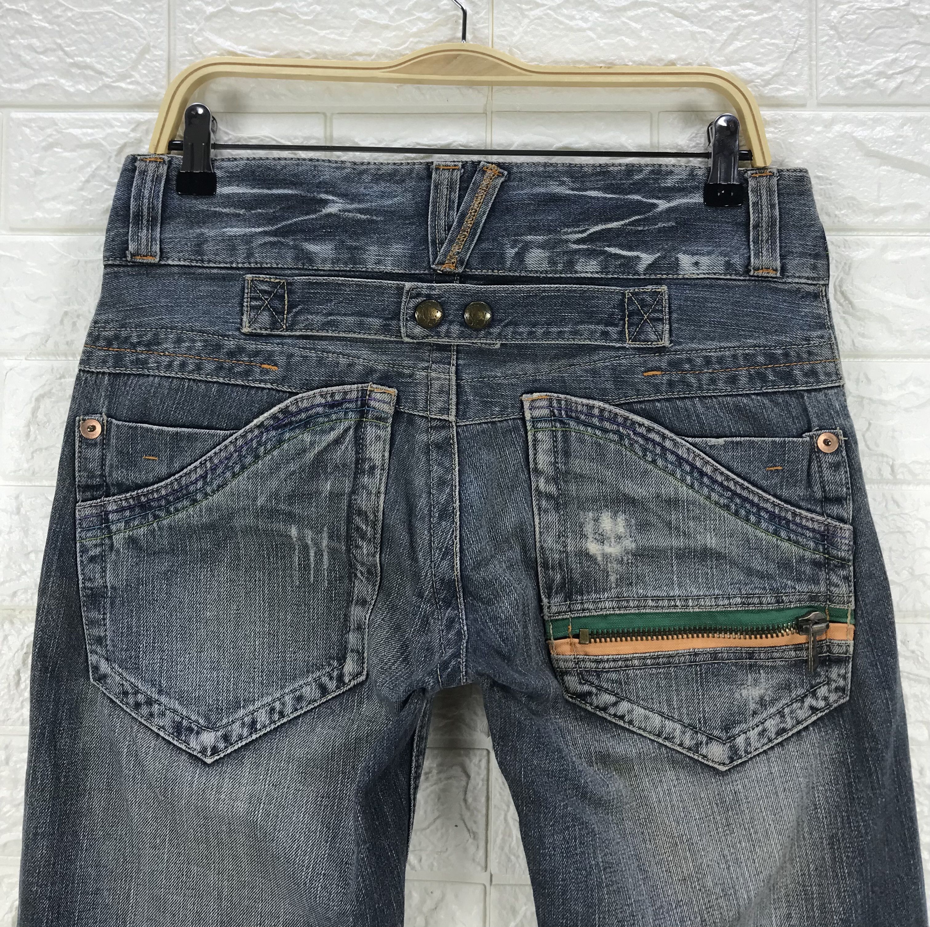 Japanese Brand Vintage Root Three Buckle Back Flare Jeans Size US 32 / EU 48 - 2 Thumbnail