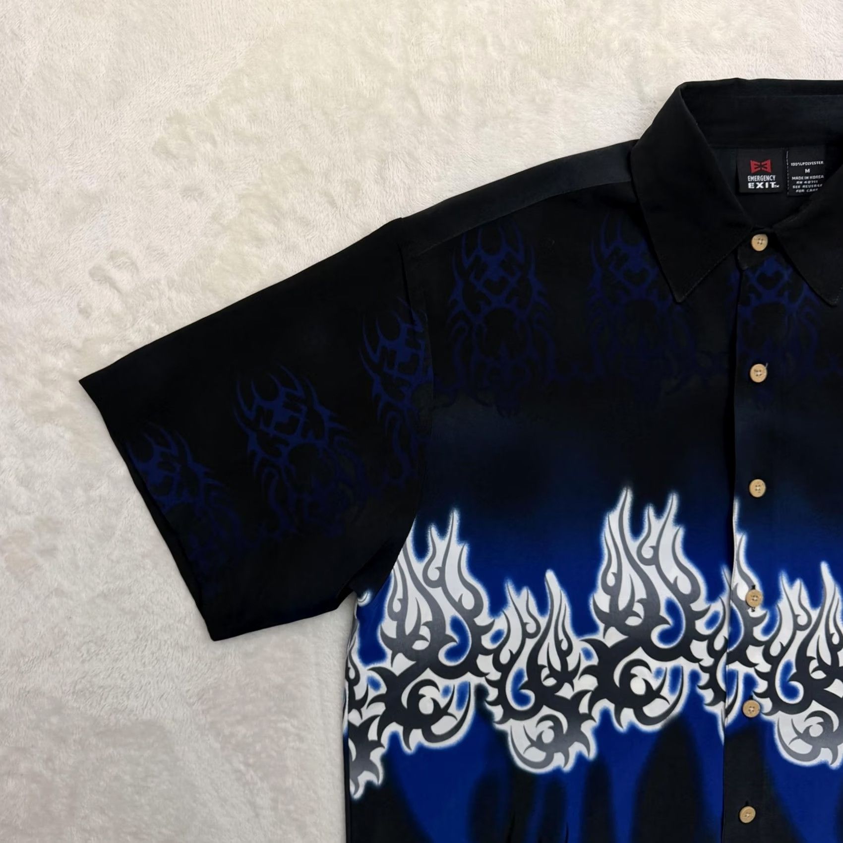 Vintage VINTAGE Y2K Emergency Exit Shirt Mens M Blue Flame Graphic Button Up Casual Size US M / EU 48-50 / 2 - 5 Thumbnail