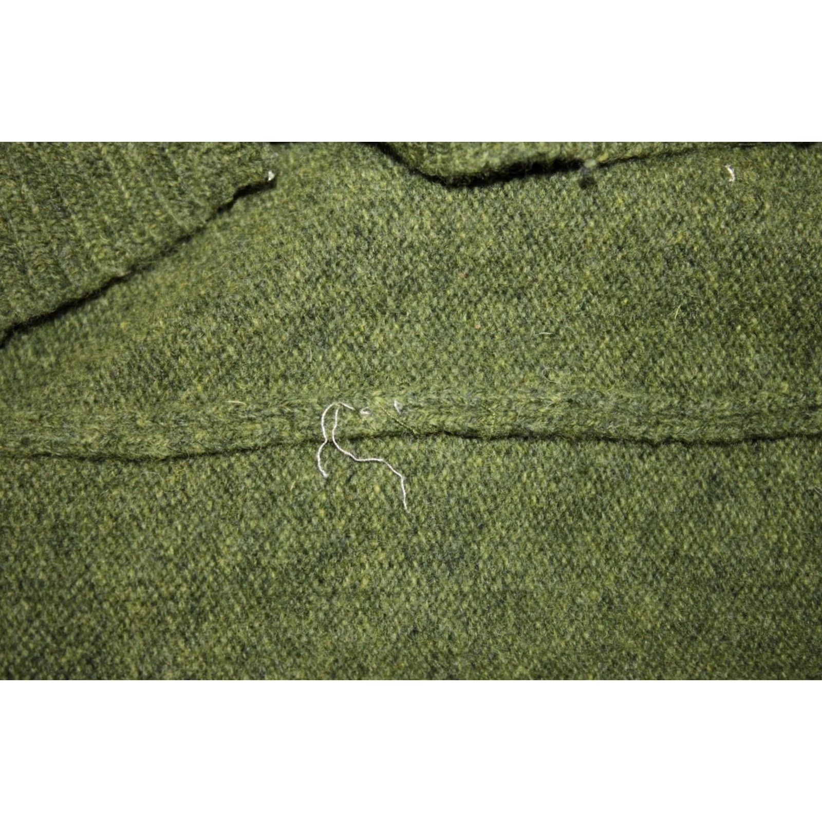 Vintage Odd Molly Cardigan Jumper Womens Green 100% Wool Size 2 V-Neck 61cm 38cm 46cm 67cm Boys Girls Mens Womens Size XS / US 0-2 / IT 36-38 - 7 Thumbnail