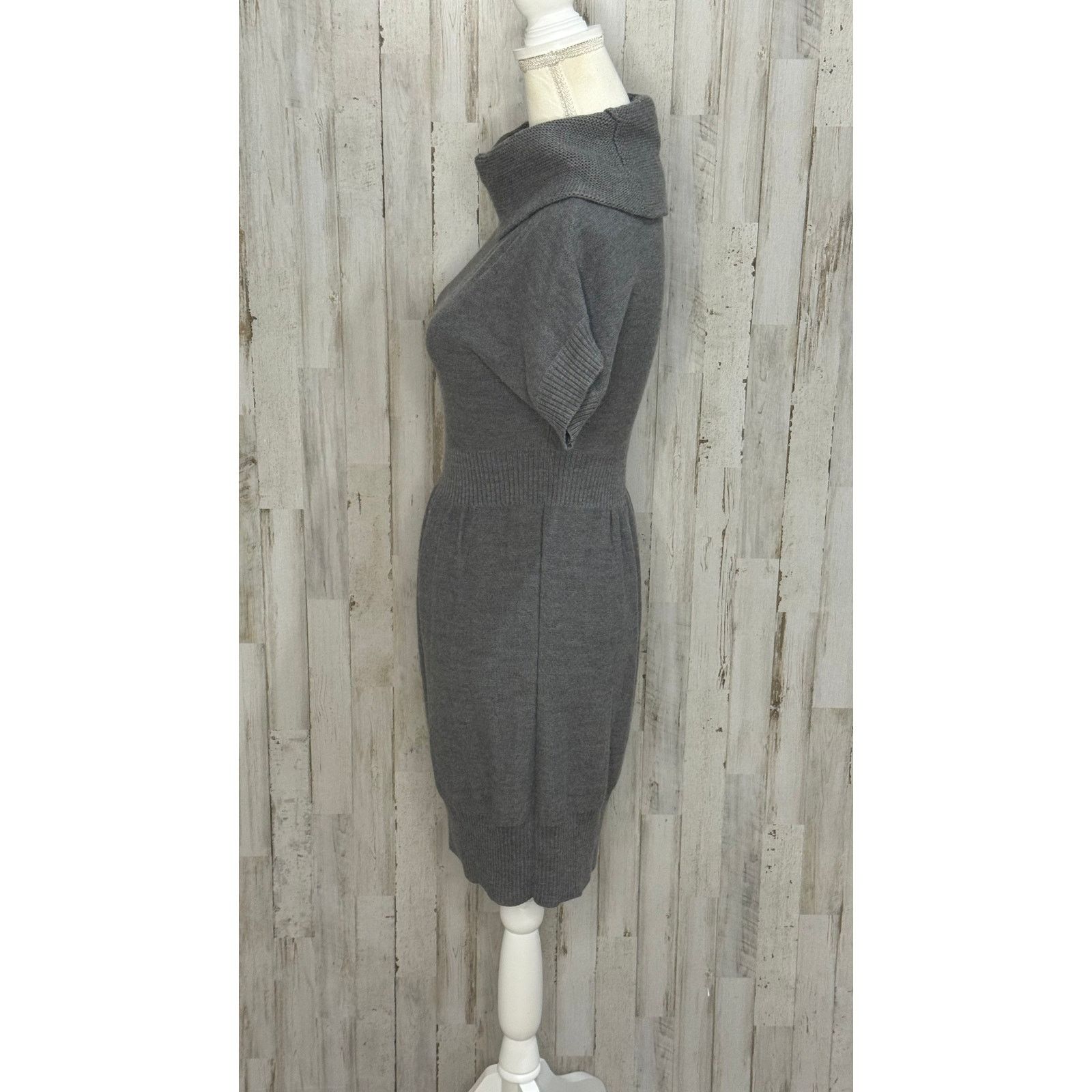 Loft Ann Taylor LOFT Gray Sweater Dress Medium Short Sleeve Size M / US 6-8 / IT 42-44 - 4 Thumbnail