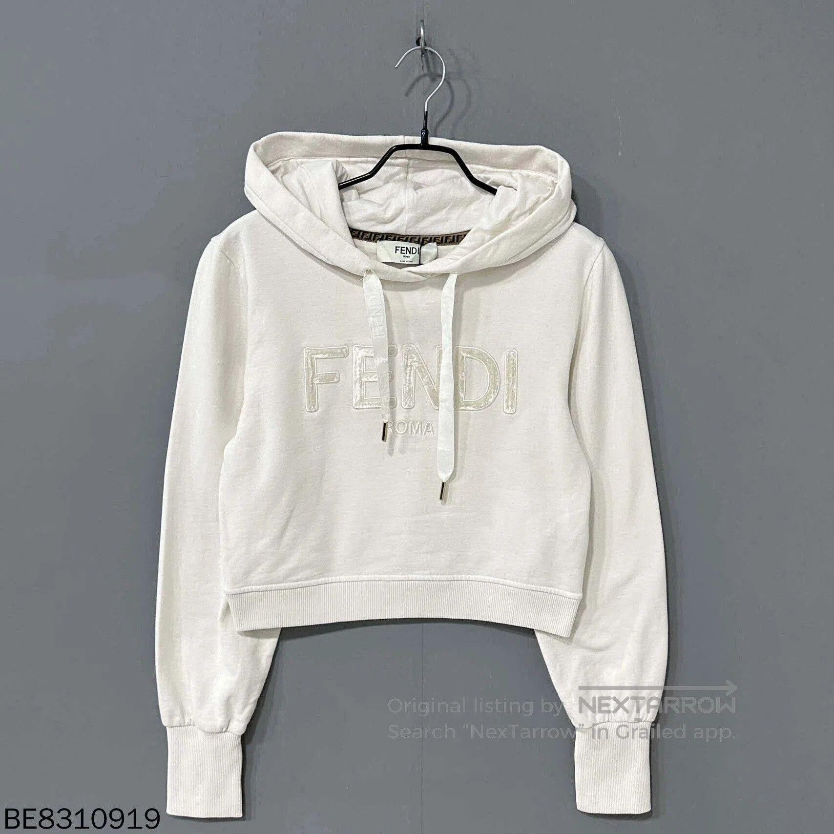 Fendi FENDI Embroidered Logo Hoodie in White. Size US S / EU 44-46 / 1 - 1 Thumbnail