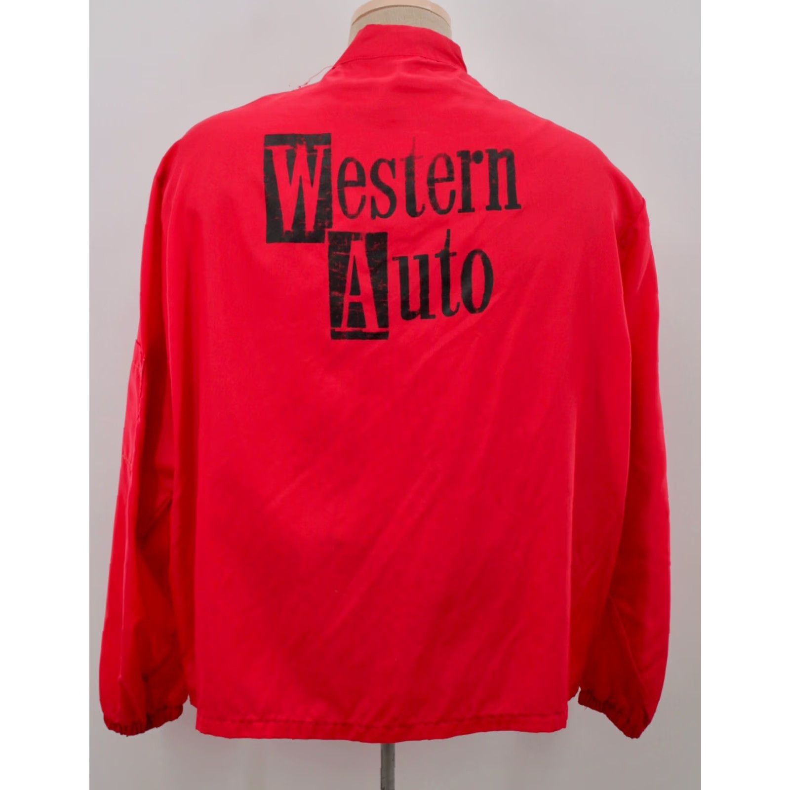 Vintage VTG Men's VTG 70s Red Western Auto Cafe Racer Nylon Jacket Sz XL 1970s Swingster's Jacket XL Red 70s Swingster's VTG Mens Size US XL / EU 56 / 4 - 2 Thumbnail