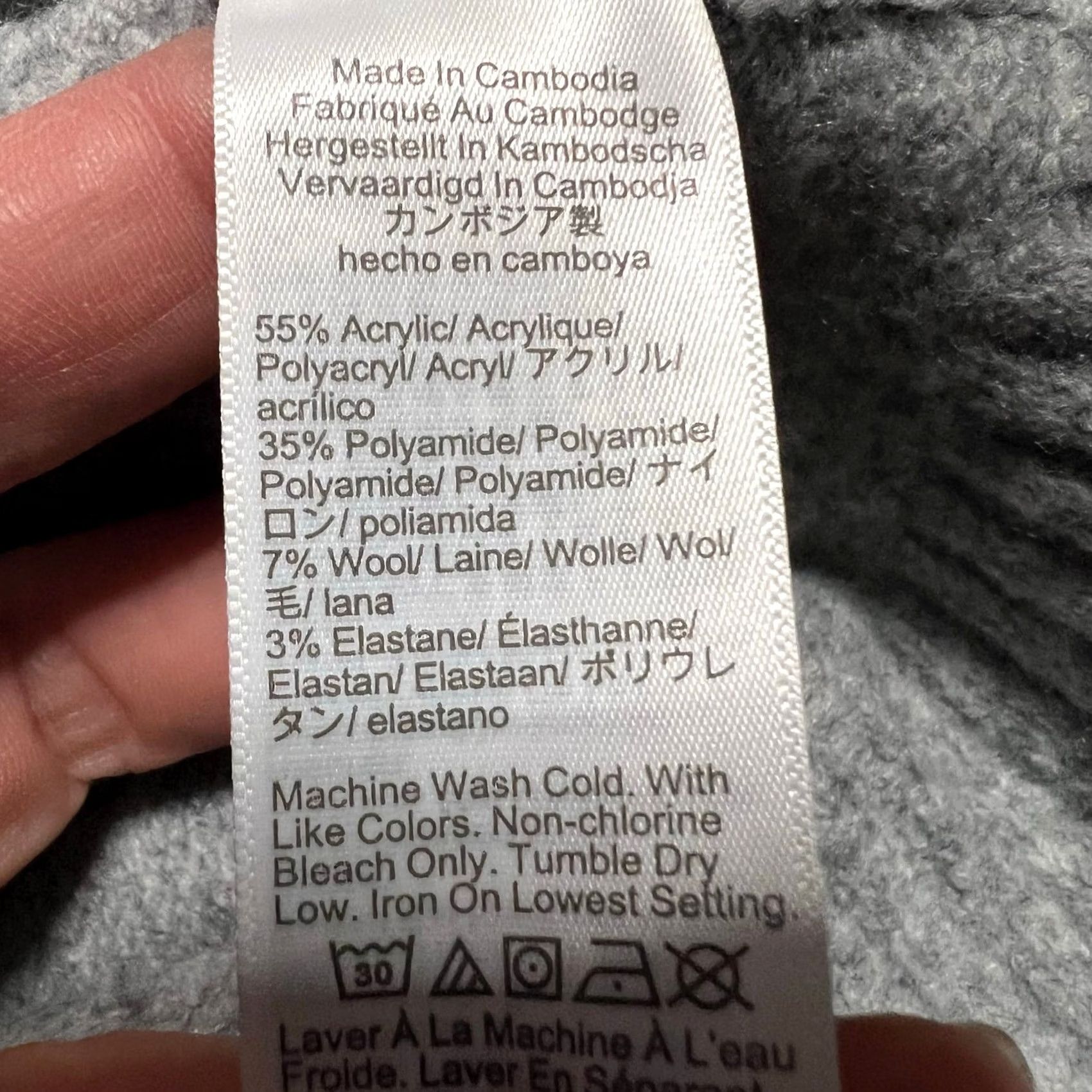 J.Crew J.Crew Sweater Vest Womens Small V Neck Sleeveless Extra Soft Gray Shirt/Top, Size S, Regular, Vest, Womens Size S / US 4 / IT 40 - 6 Thumbnail