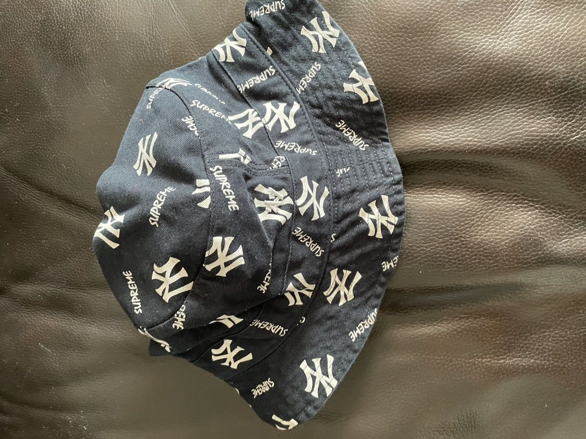 New York Yankees × Supreme Supreme Yankees bucket hat Size ONE SIZE - 1 Thumbnail