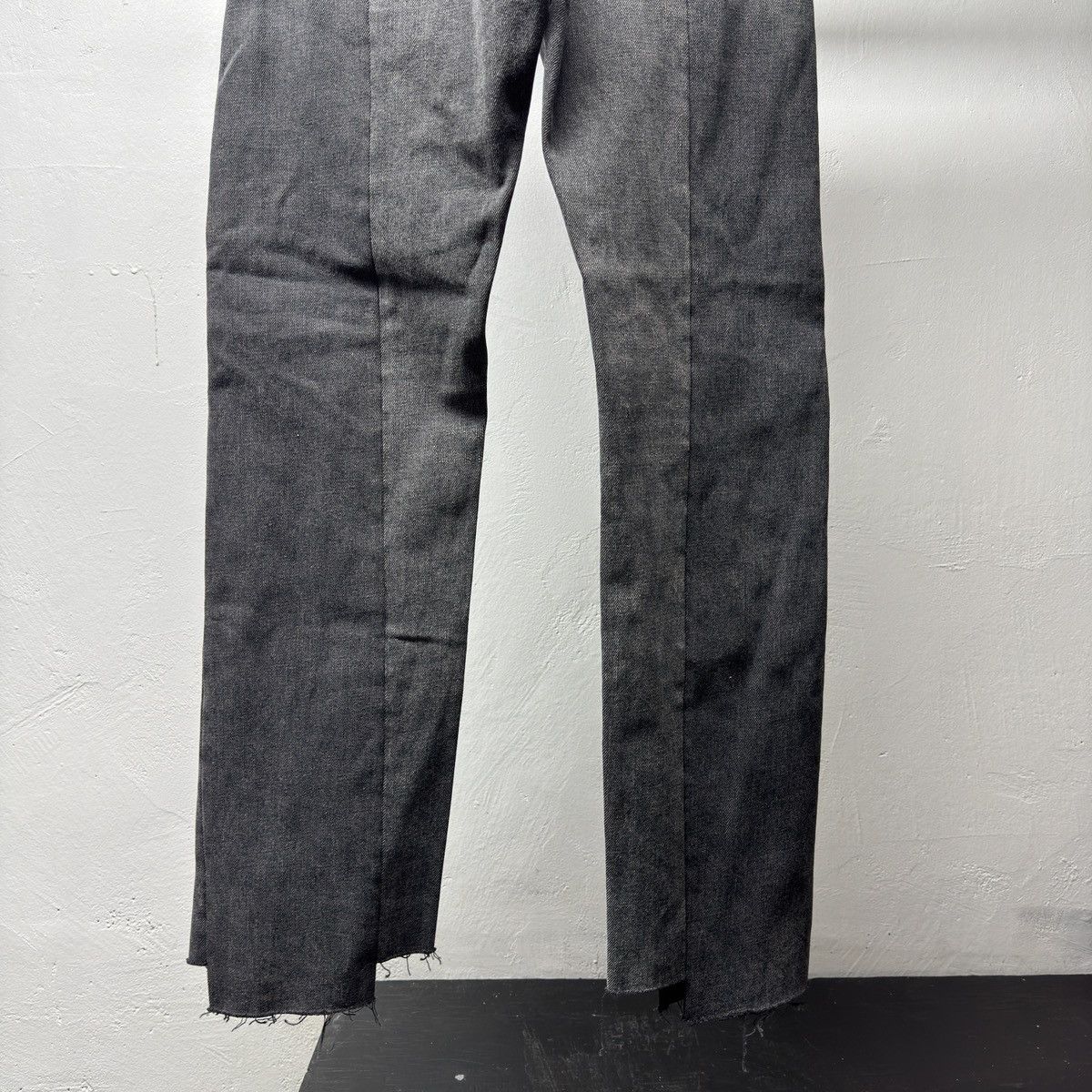 Maison Margiela Maison Margiela Reconstructed Denim Jeans Size 26" / US 2 / IT 38 - 9 Thumbnail
