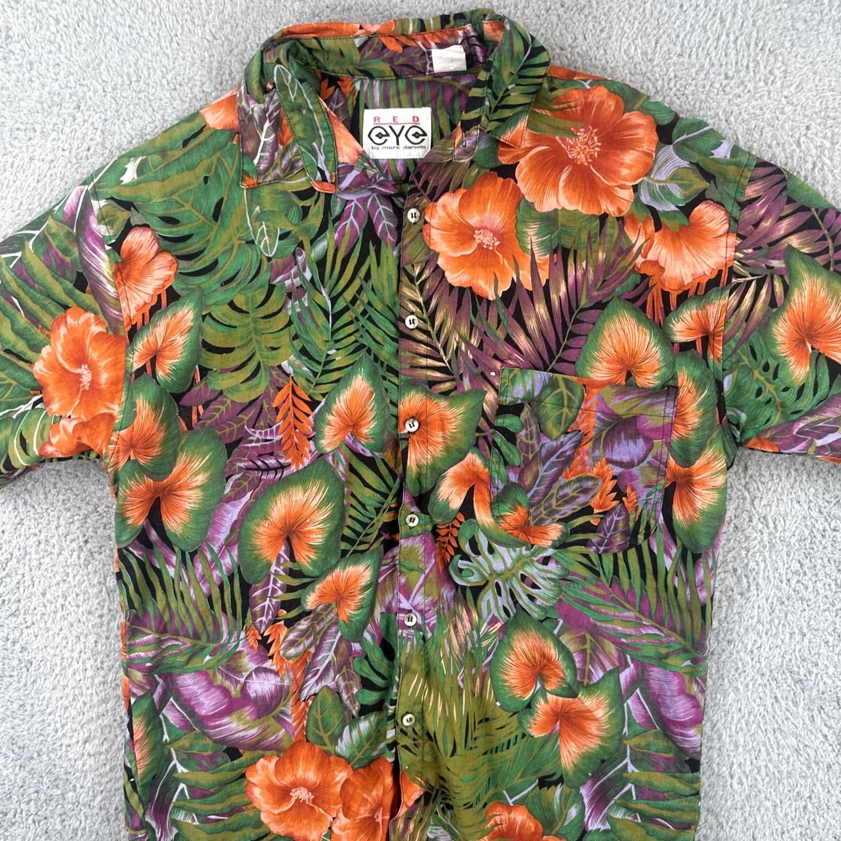 Vintage VINTAGE Red Eye By Marc Daniel’s Mens M Button Up Floral Hawaiian Camp Shirt EUC Size US L / EU 52-54 / 3 - 6 Thumbnail