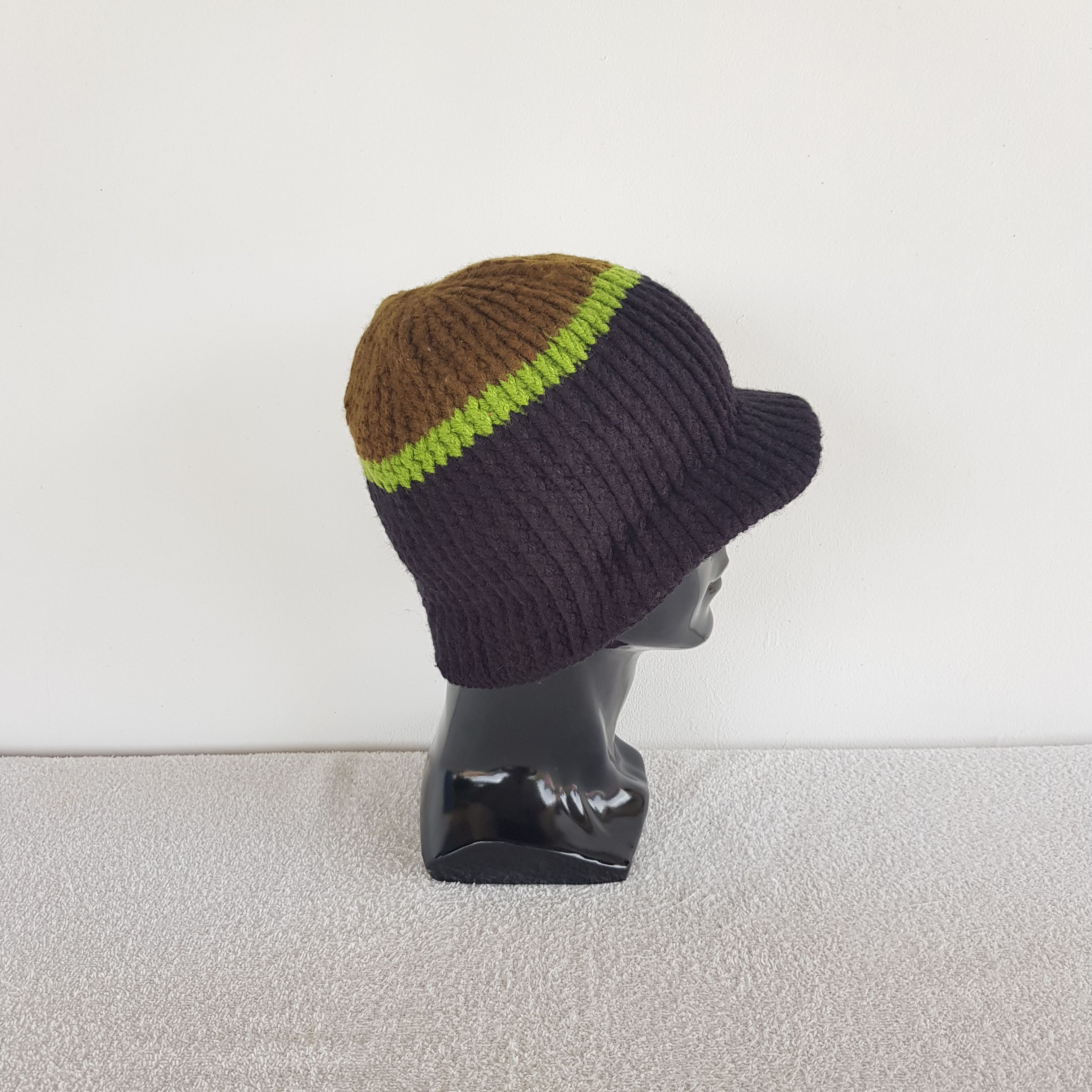 Japanese Brand Vintage Spacecraft Beanie Ribbed Knit Brim Snow Caps Hats. Size ONE SIZE - 4 Thumbnail