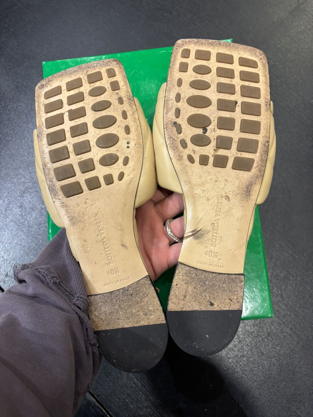 Bottega Veneta Bottega Veneta Quilted Lido Flat Nappa Beige Size US 10.5 / IT 40.5 - 5 Thumbnail