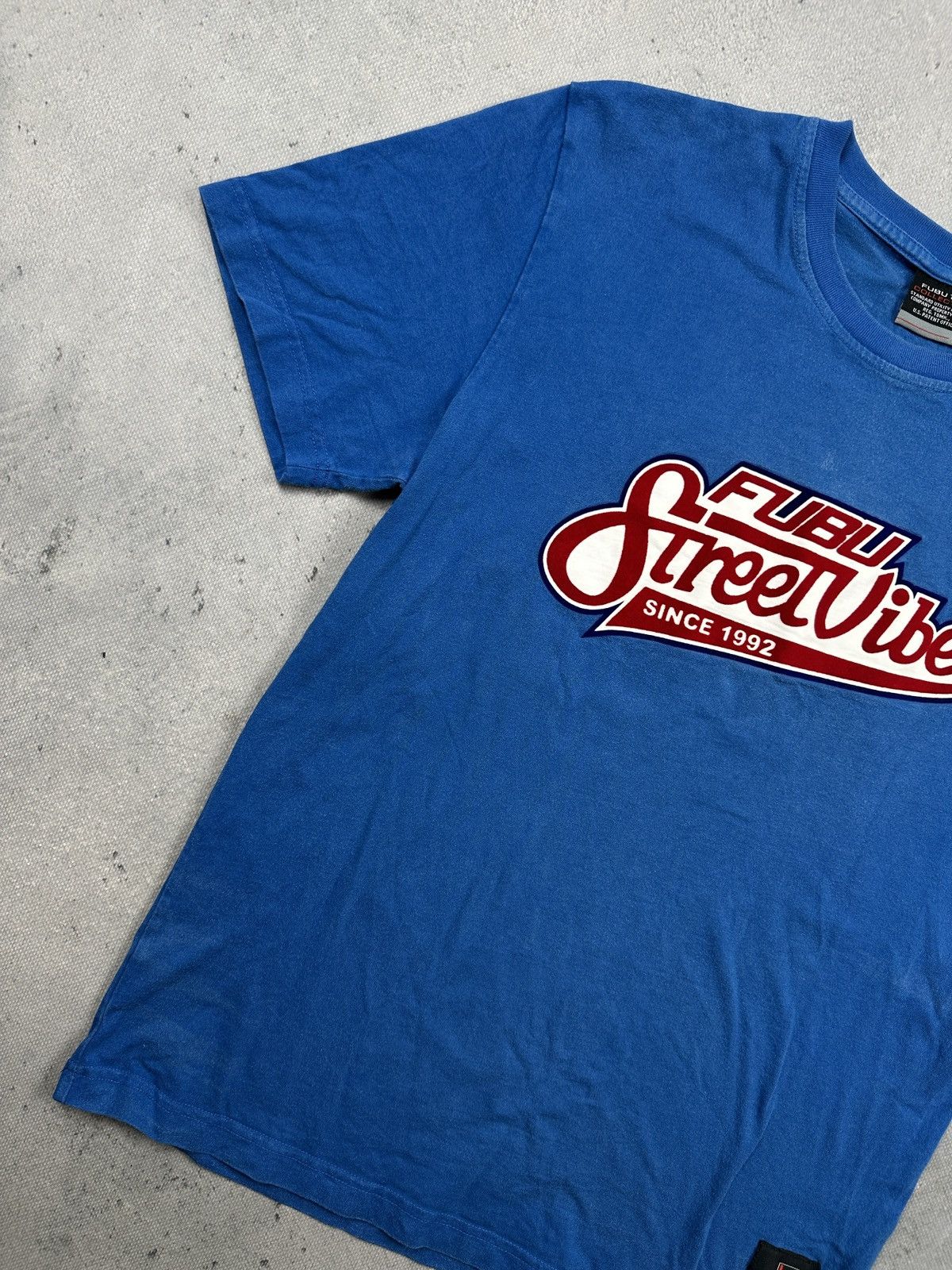 Fubu Fubu Street Vibe Graphic T Shirt Blue Y2K Hip Hop Vintage Size US S / EU 44-46 / 1 - 3 Thumbnail