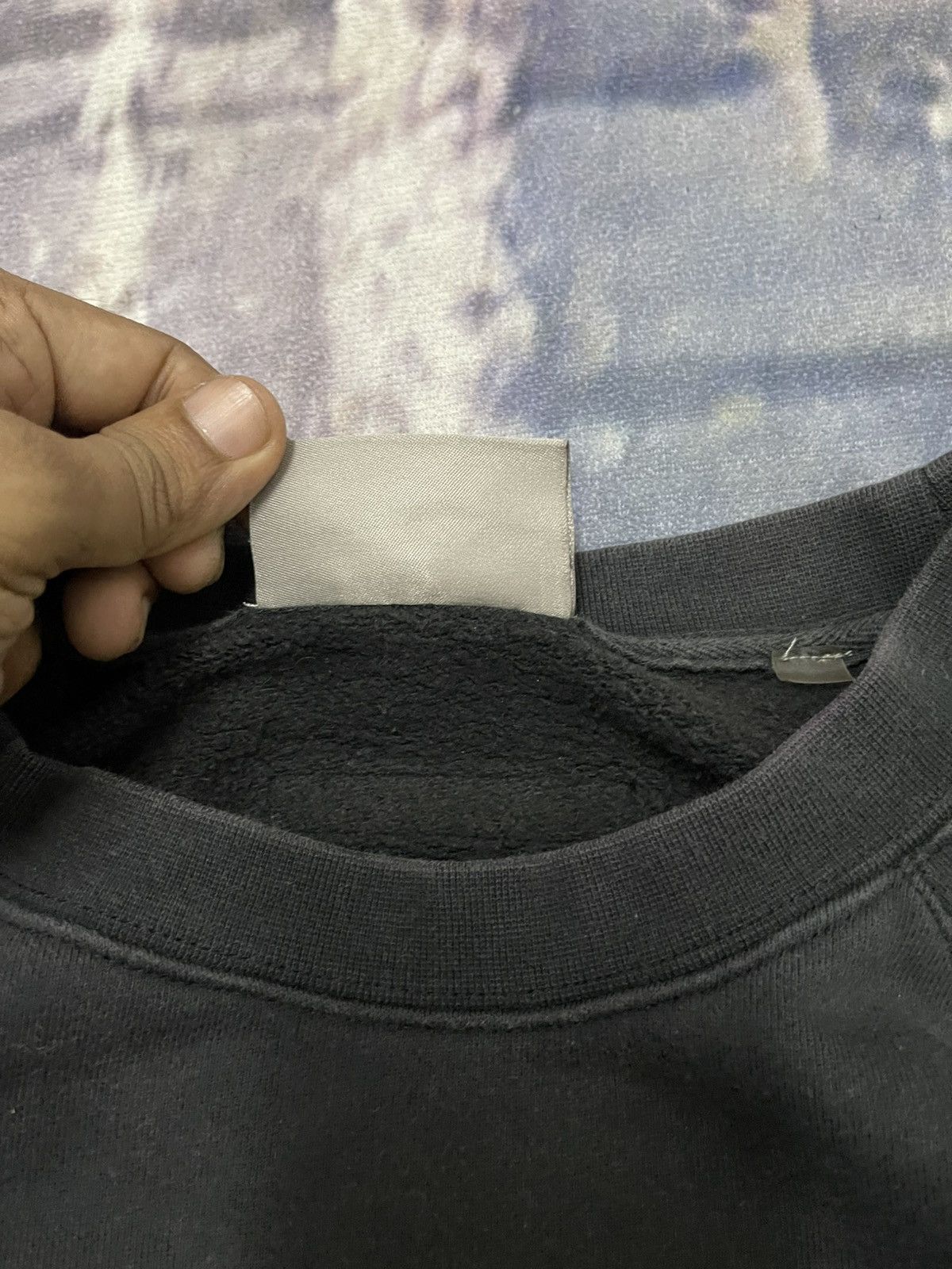 Fear of God ESSENTIALS FEAR OF GOD RUBBER LOGO CREWNECK OVERSIZE STYLE Size US S / EU 44-46 / 1 - 8 Thumbnail