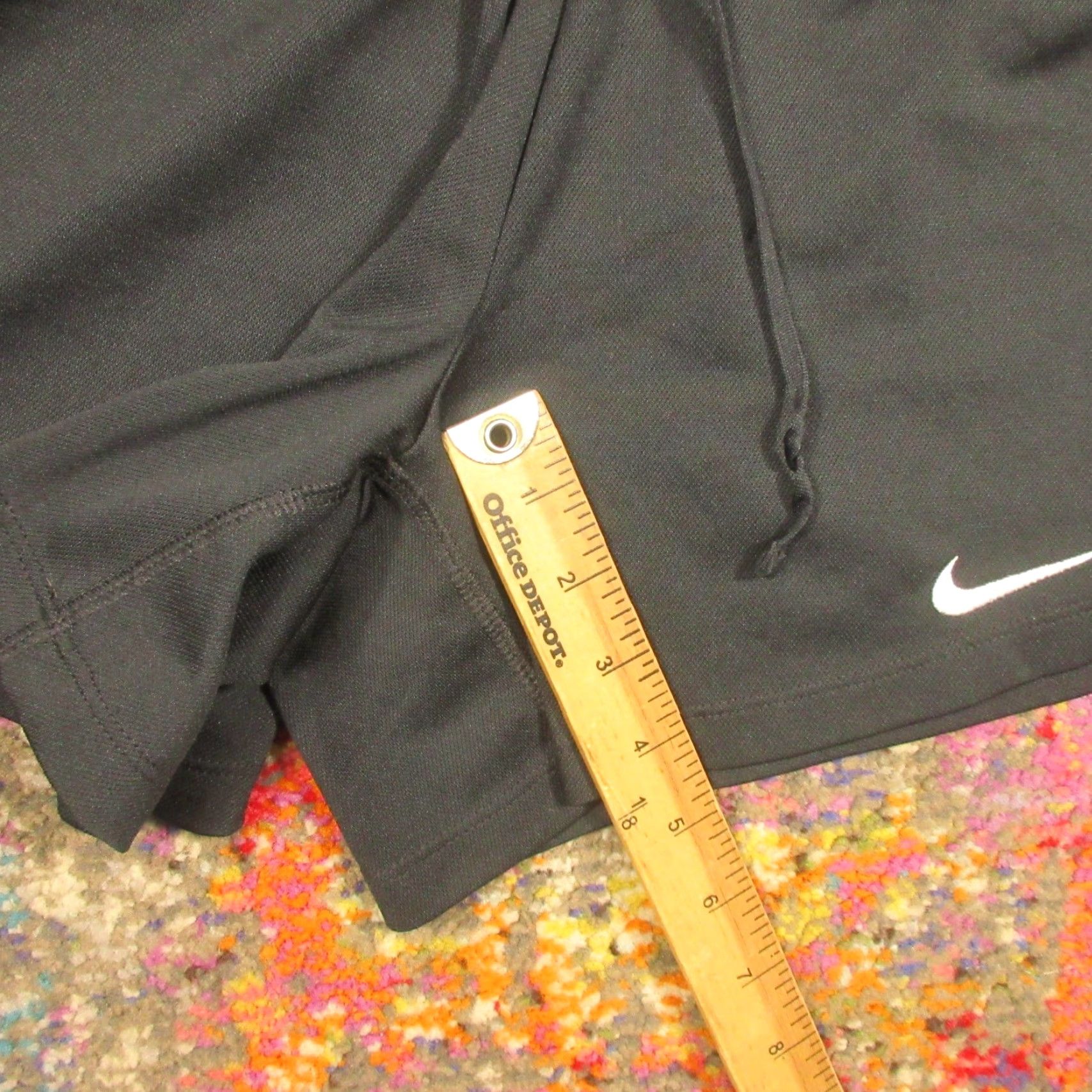 Nike VINTAGE Nike Running Shorts Womens Small Black Dri-FIT 3 Inch Inseam Workout Gym EUC Size 26" / US 2 / IT 38 - 3 Thumbnail