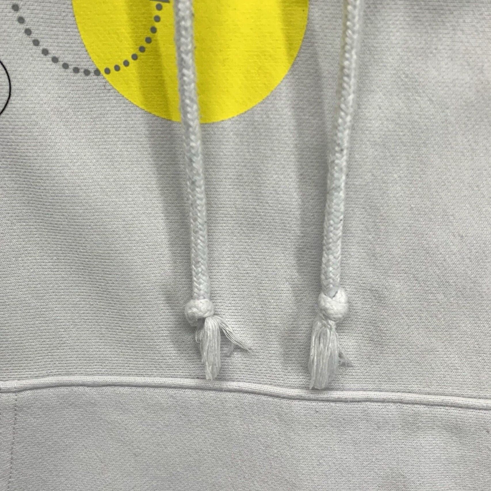 Champion VINTAGE? (No - it's not vintage) Champion Reverse Weave Hoodie Pullover Unisex Adults S White Graphic Print 90s Hip Hop Reversible Heavyweight Size US S / EU 44-46 / 1 - 6 Thumbnail