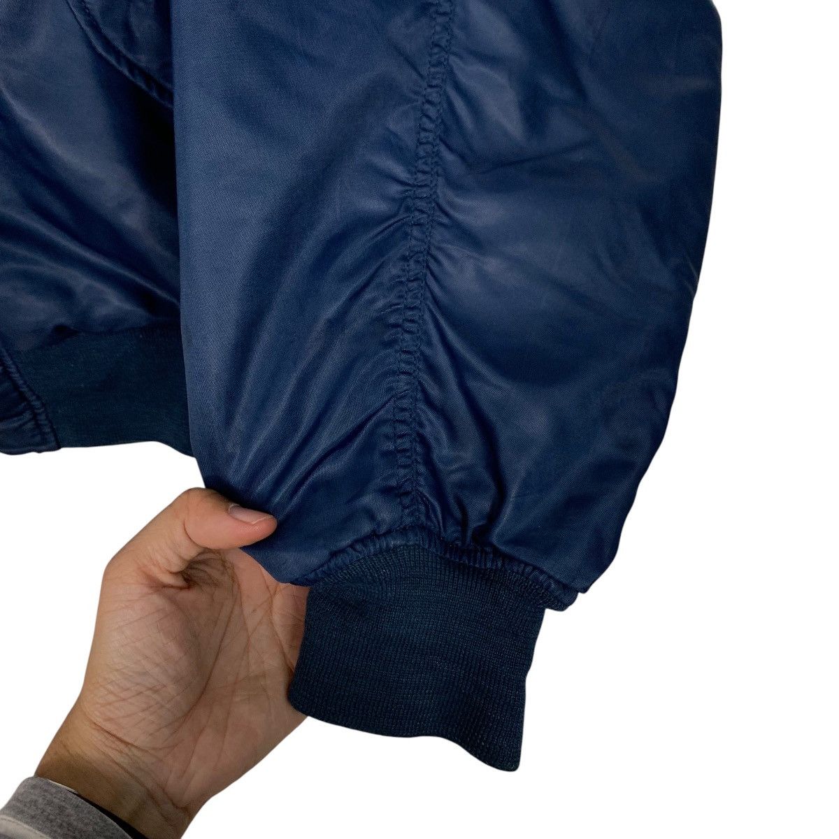 Vintage Vintage 90's Blue Bomber Jacket #2508-C113 Size US L / EU 52-54 / 3 - 13 Thumbnail