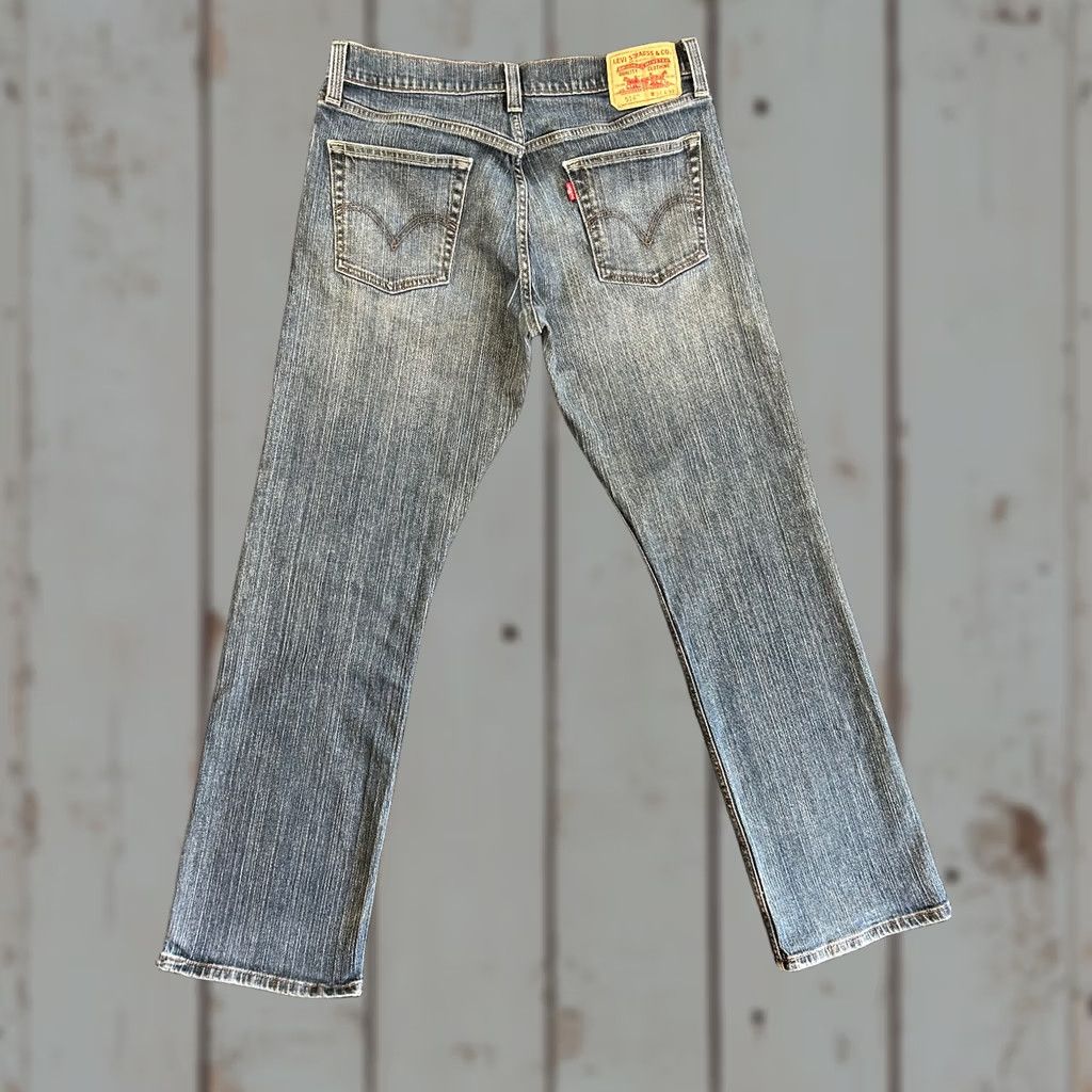 Levi's VINTAGE Levi’s 514 Jeans Slim Straight Mens 34 x 32 Blue Distressed Whiskering Jeans Brown? Size US 34 / EU 50 - 1 Thumbnail