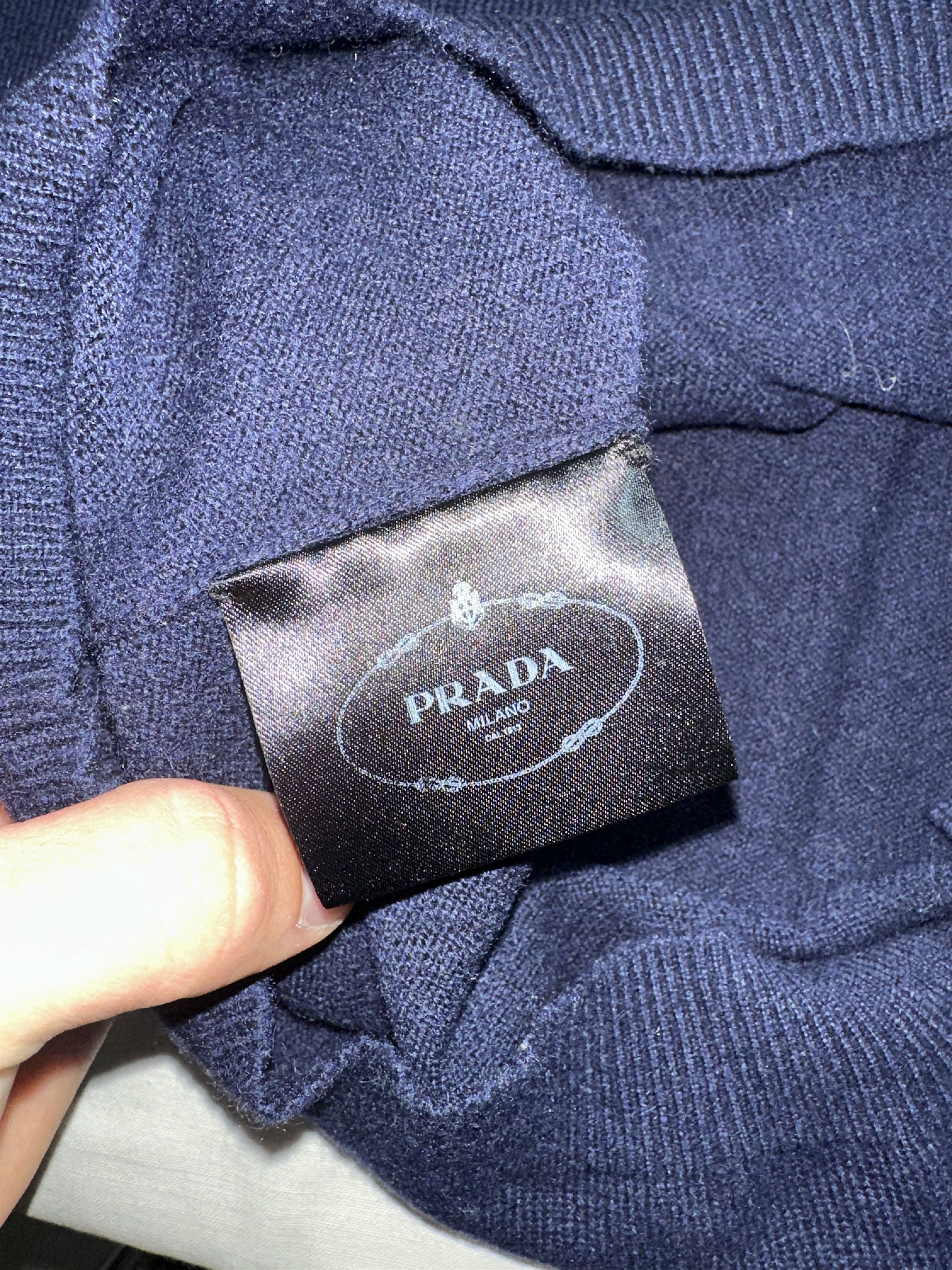 Prada Prada Button-Back Reversed Cardigan Size IT 42 Wool Knit Size M / US 6-8 / IT 42-44 - 6 Thumbnail