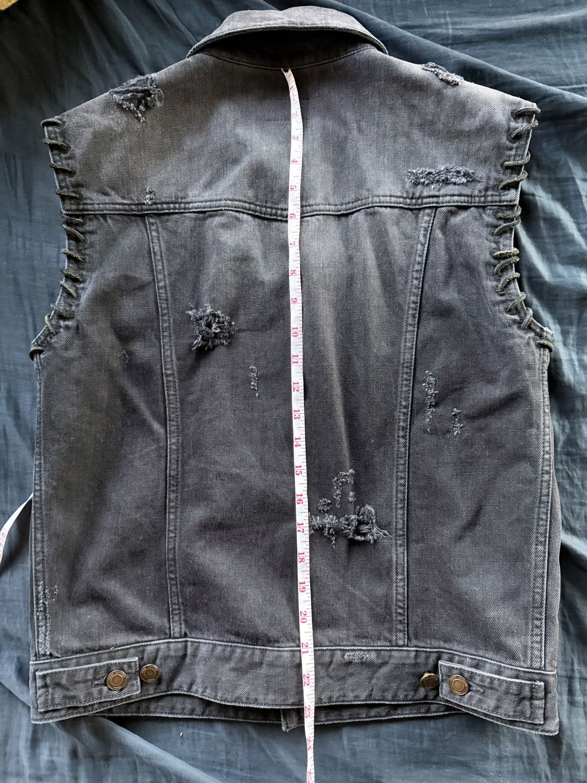 Saint Laurent Paris Saint Laurent Distressed Denim Waistcoat Size US M / EU 48-50 / 2 - 12 Thumbnail