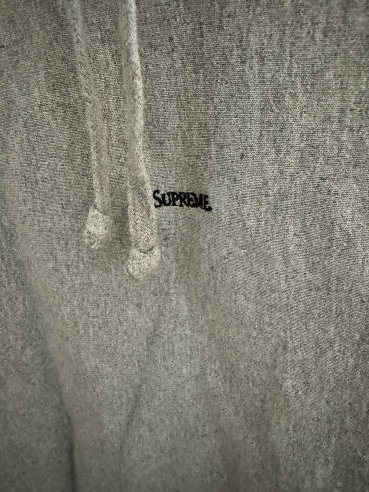 Supreme Supreme Grey Hoodie Size US M / EU 48-50 / 2 - 5 Thumbnail
