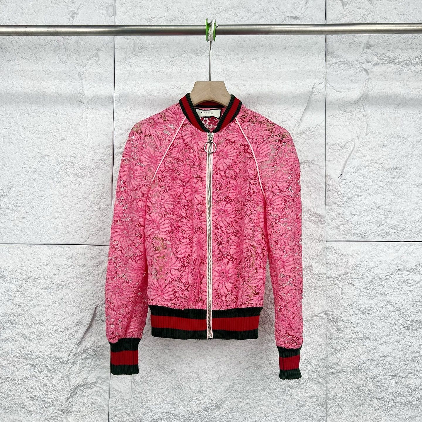 Gucci Gucci Pink Lace Bomber Jacket Size IT 38 Size XS / US 0-2 / IT 36-38 - 1 Thumbnail
