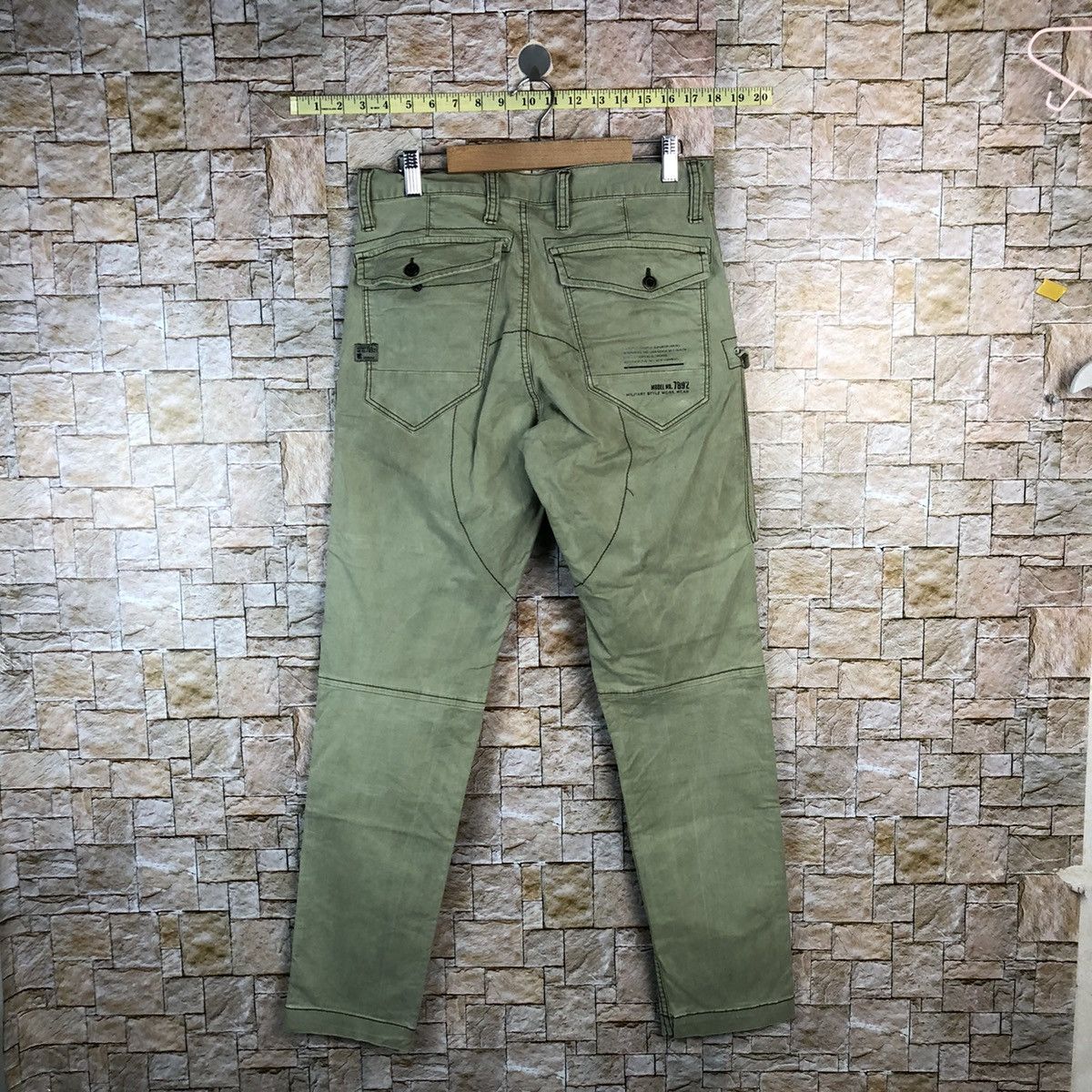 Japanese Brand IZRF Military Green Cargo Multipocket Pants #A1158 Size US 31 - 16 Thumbnail