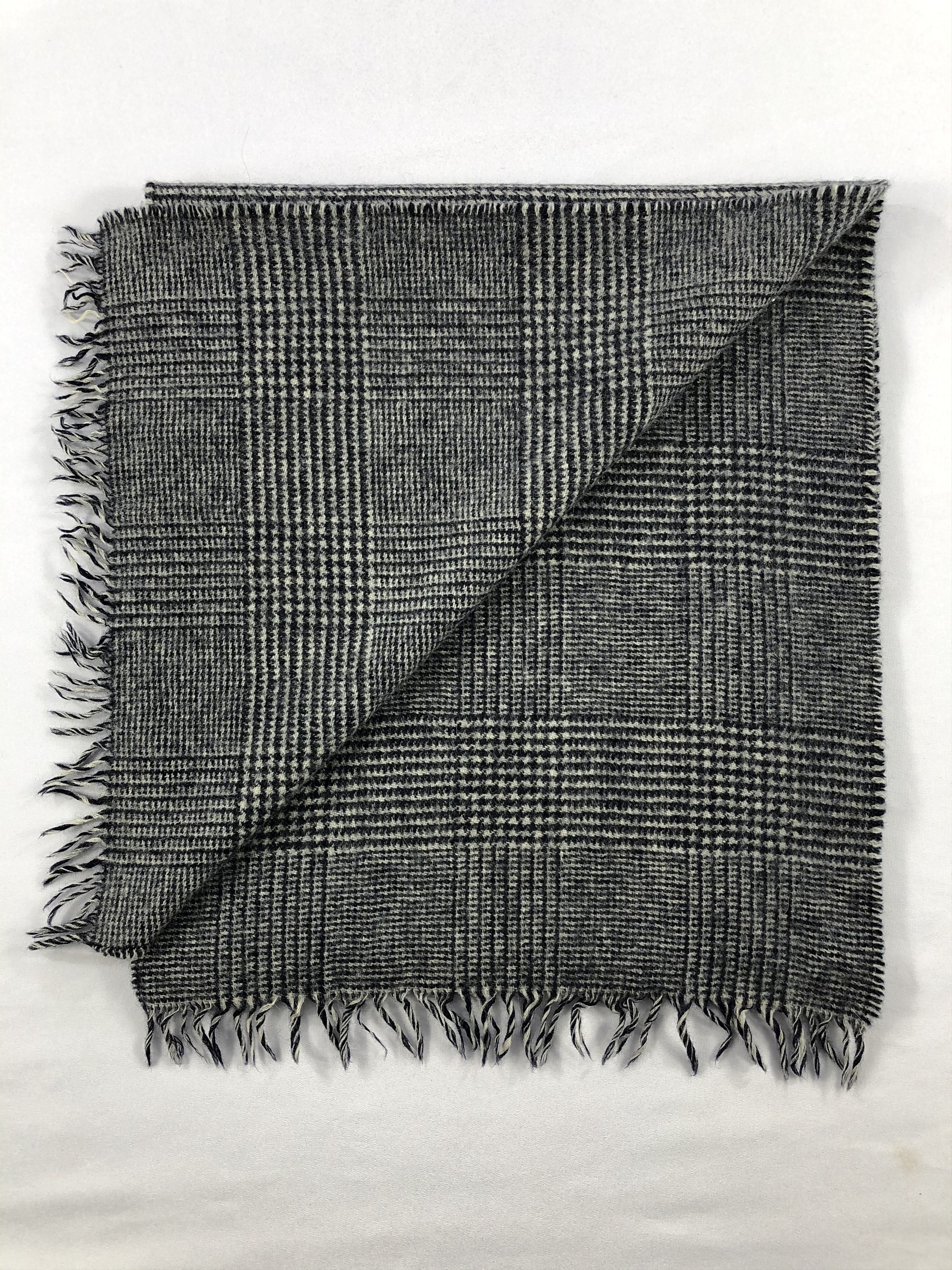 Johnstons Of Elgin Vintage Johnstons of Elgin Scarf/Muffler/Neckwear MF1692 Size ONE SIZE - 4 Thumbnail