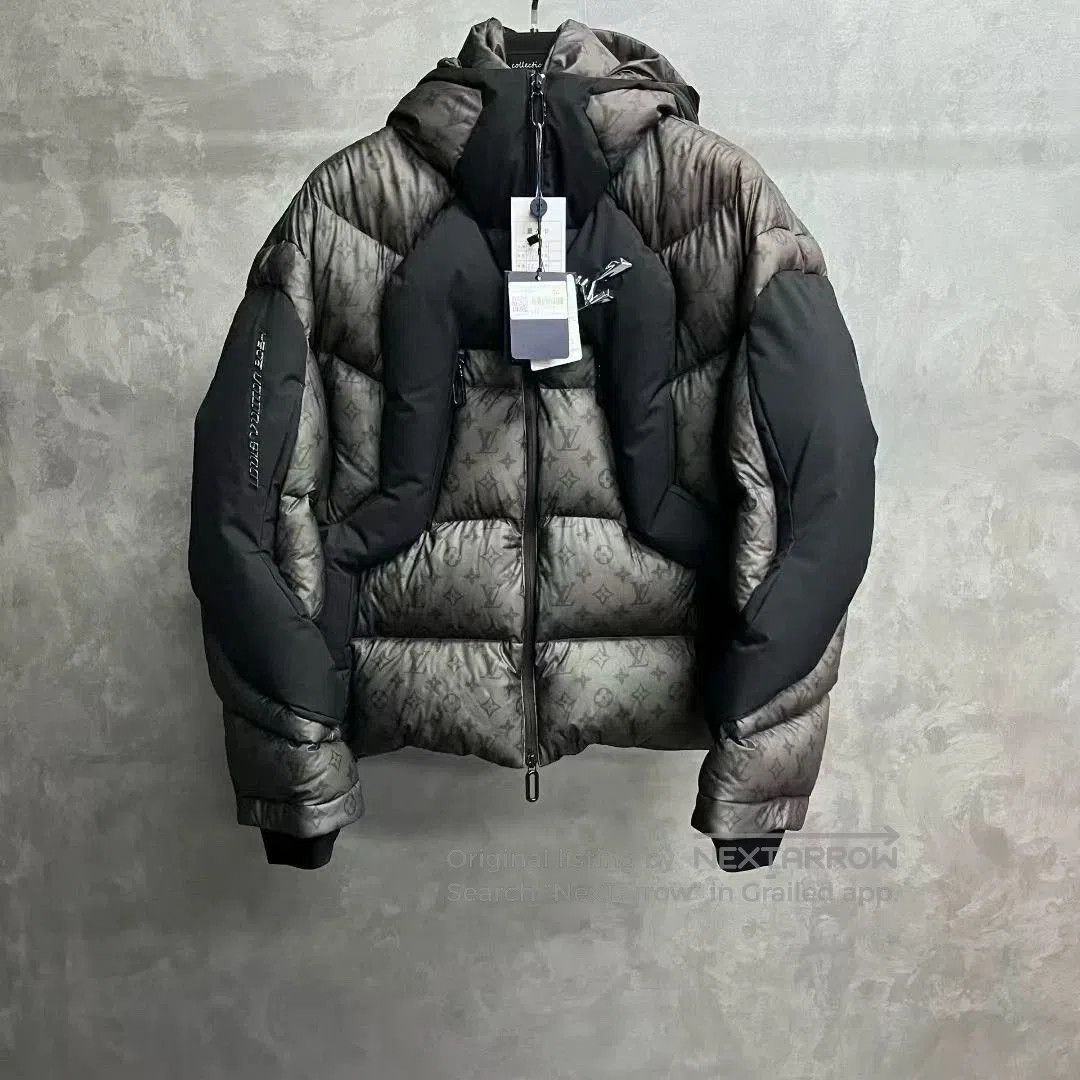 Louis Vuitton gray hooded puffer jacket by louis vuitton. Size US L / EU 52-54 / 3 - 1 Thumbnail