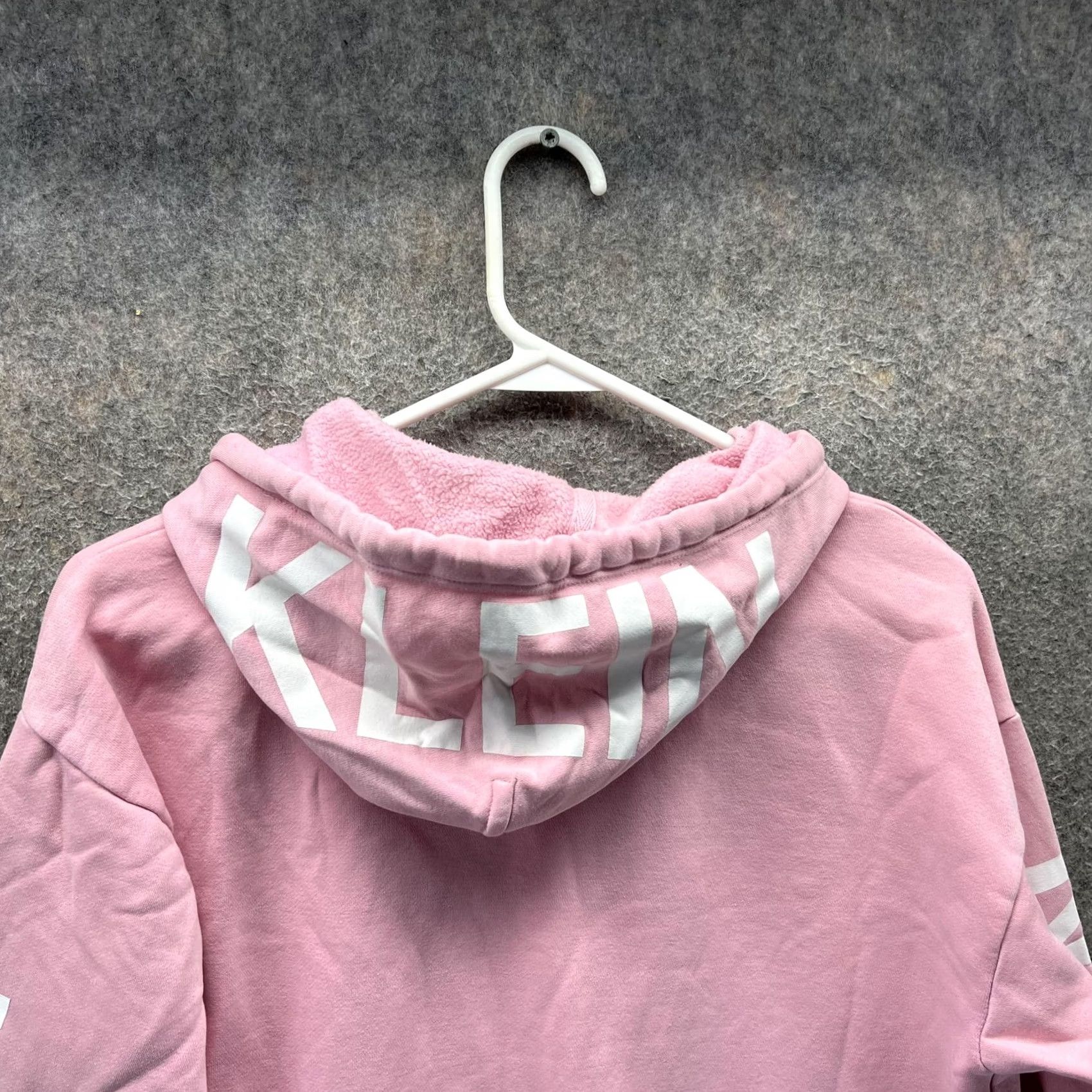 Calvin Klein VINTAGE Calvin Klein Jeans Hoodie Womens Small Pink Logo Fleece Pullover Sweatshirt Size S / US 4 / IT 40 - 5 Thumbnail