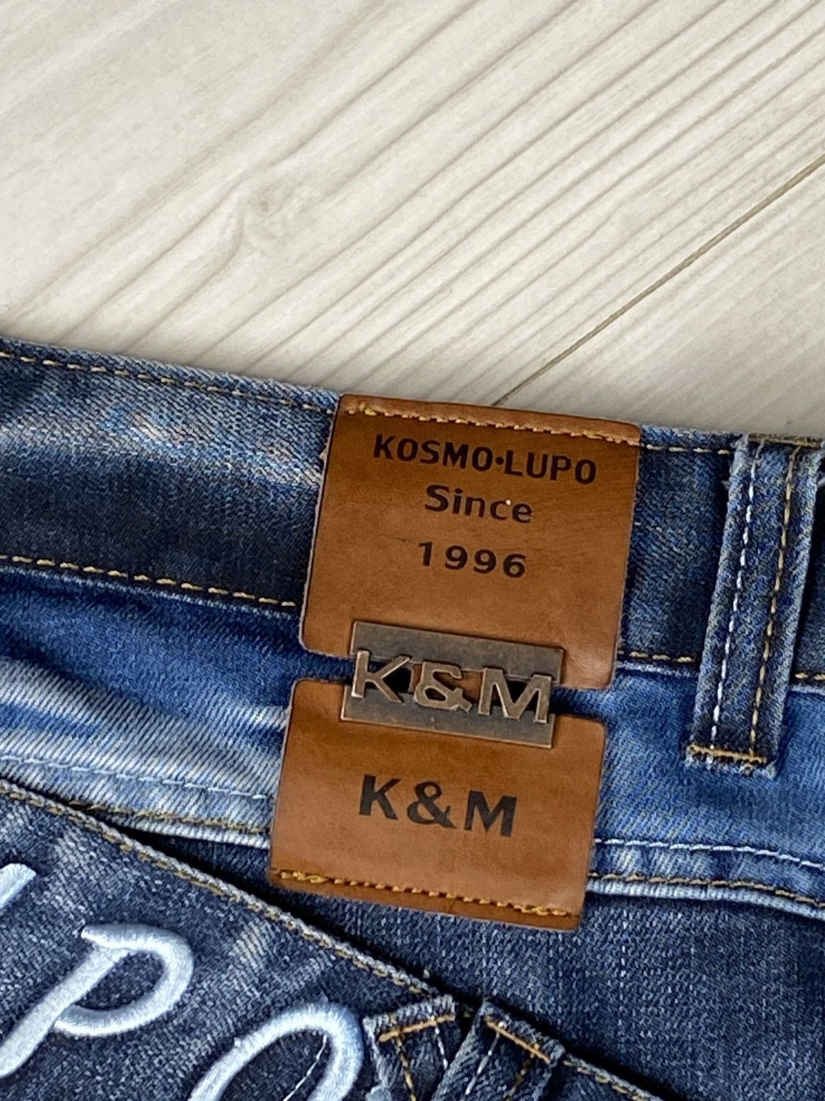Japanese Brand Avantgarde Kosmo Lupo Denim Jeans Multipockets Rare Big Logo Size US 36 / EU 52 - 24 Thumbnail