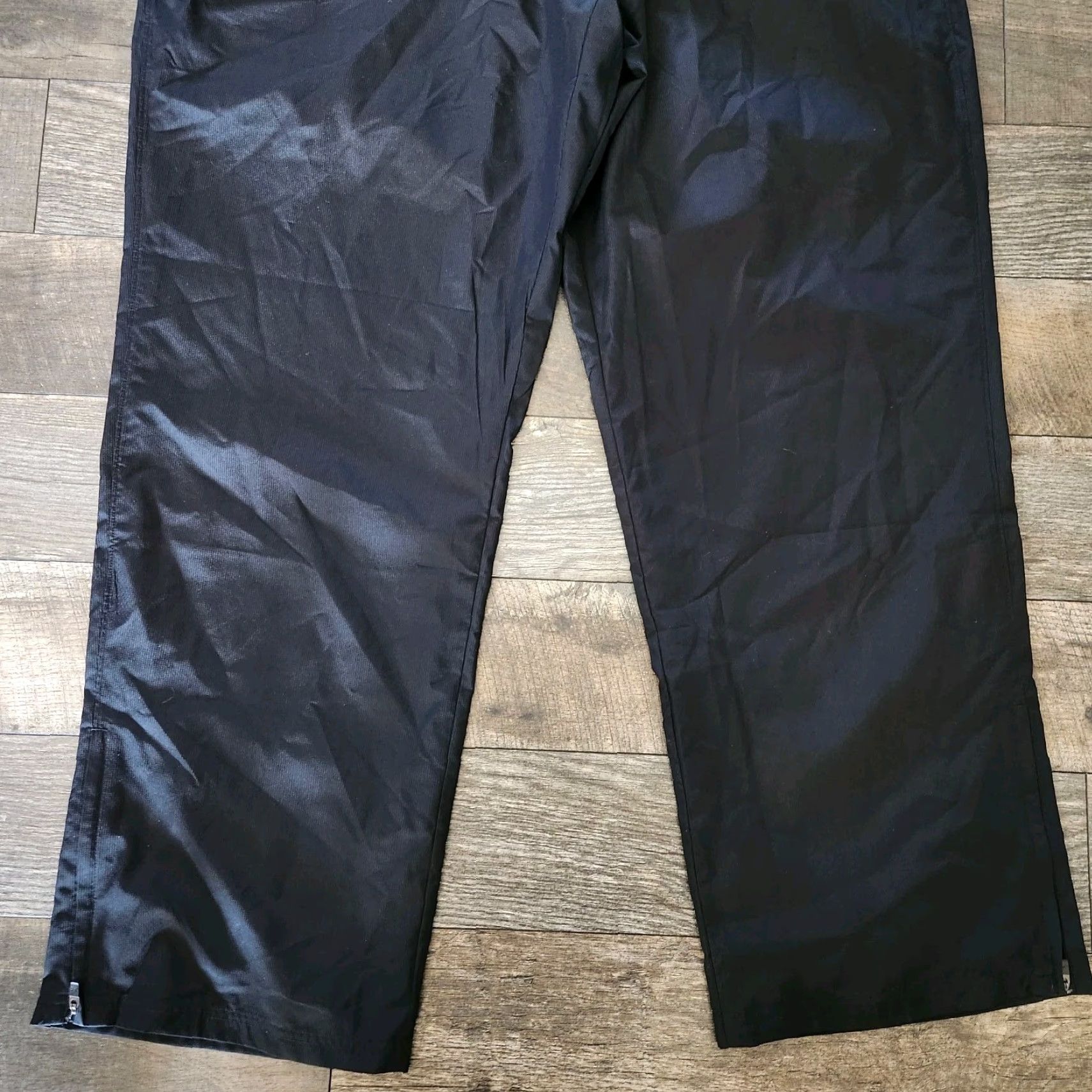 Under Armour Under Armour Pants Mens 2XL Black Water Repellent Wide Leg Loose Fit Heatgear Pants Mens 2XL Black Size US 39 - 3 Thumbnail