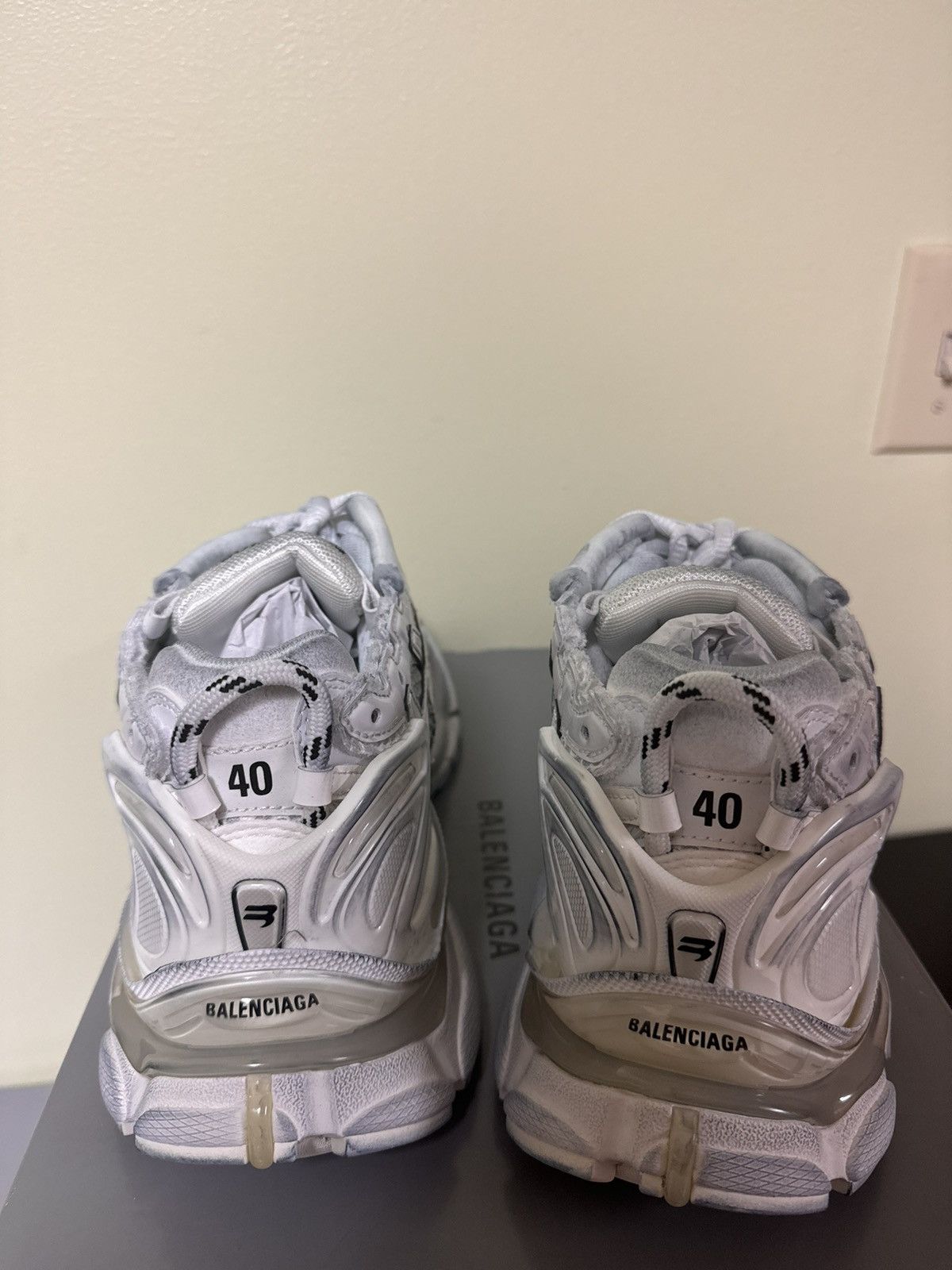 Balenciaga Balenciaga White Runner 40 Size US 7 / EU 40 - 5 Thumbnail