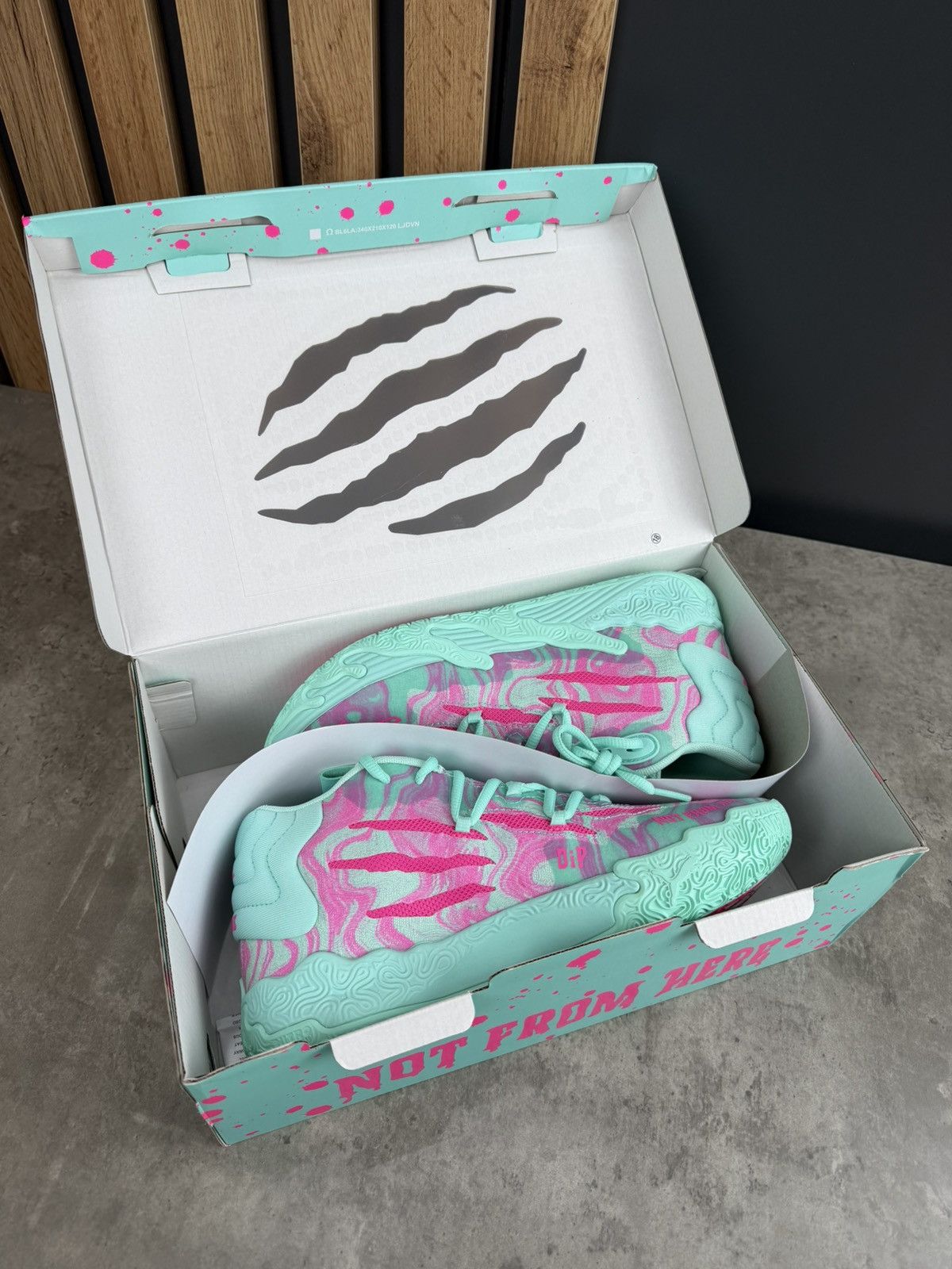 Puma Puma Lamelo Ball MB.03 Miami Sneakers Size US 8 Size US 8 / EU 41 - 12 Thumbnail