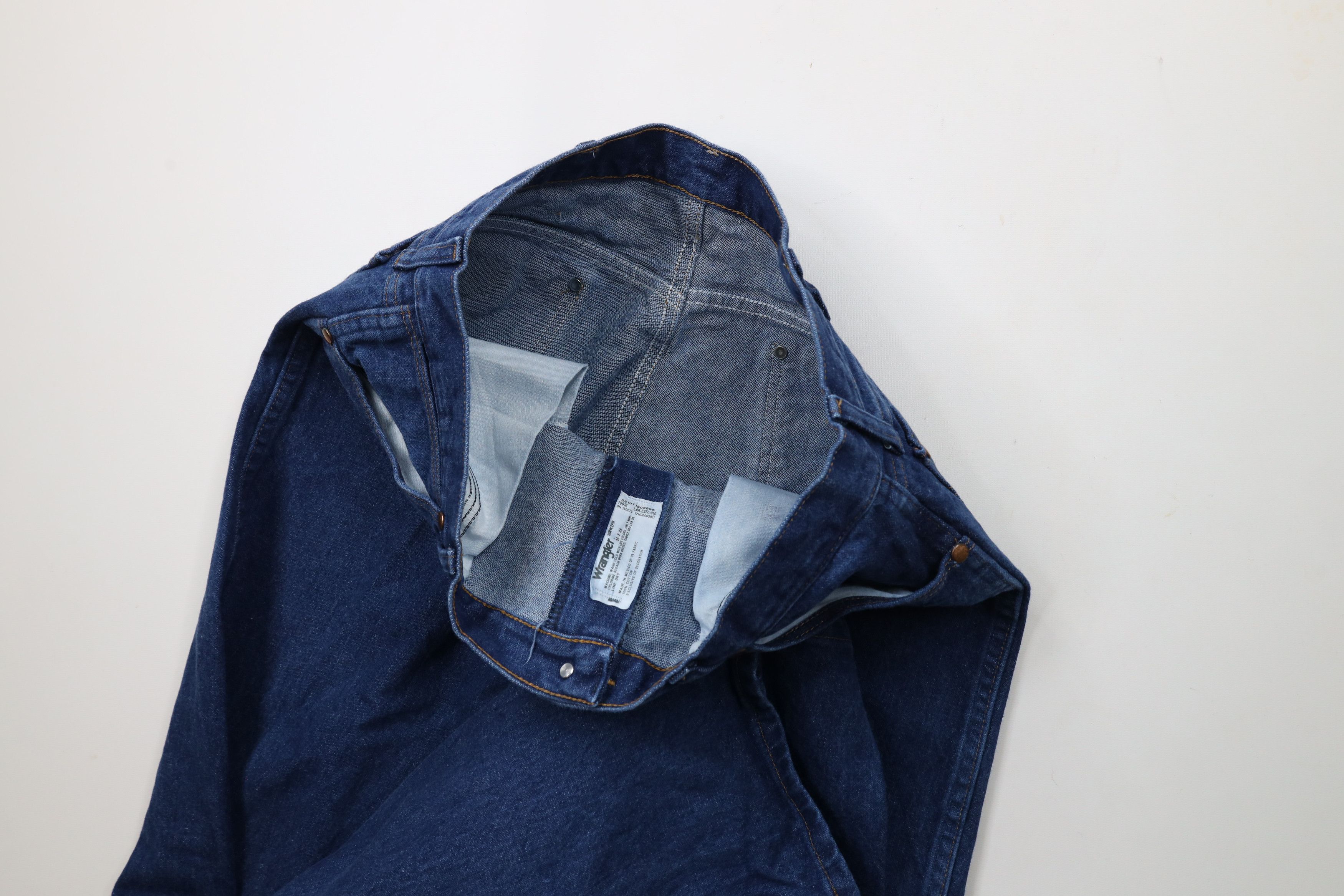 Vintage × Wrangler Vintage 90s Wrangler Spell Out Straight Leg Denim Jeans Blue Size US 35 - 7 Thumbnail