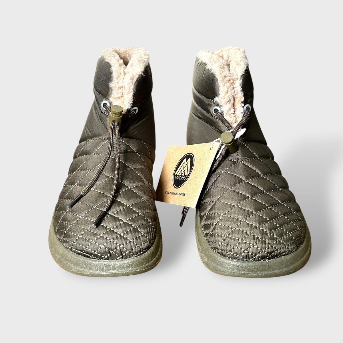 Malibu Sandals Malibu Women’s Little Dume Quilted Faux Fur Olive Boots Sz 6 Size US 6 / IT 36 - 5 Thumbnail